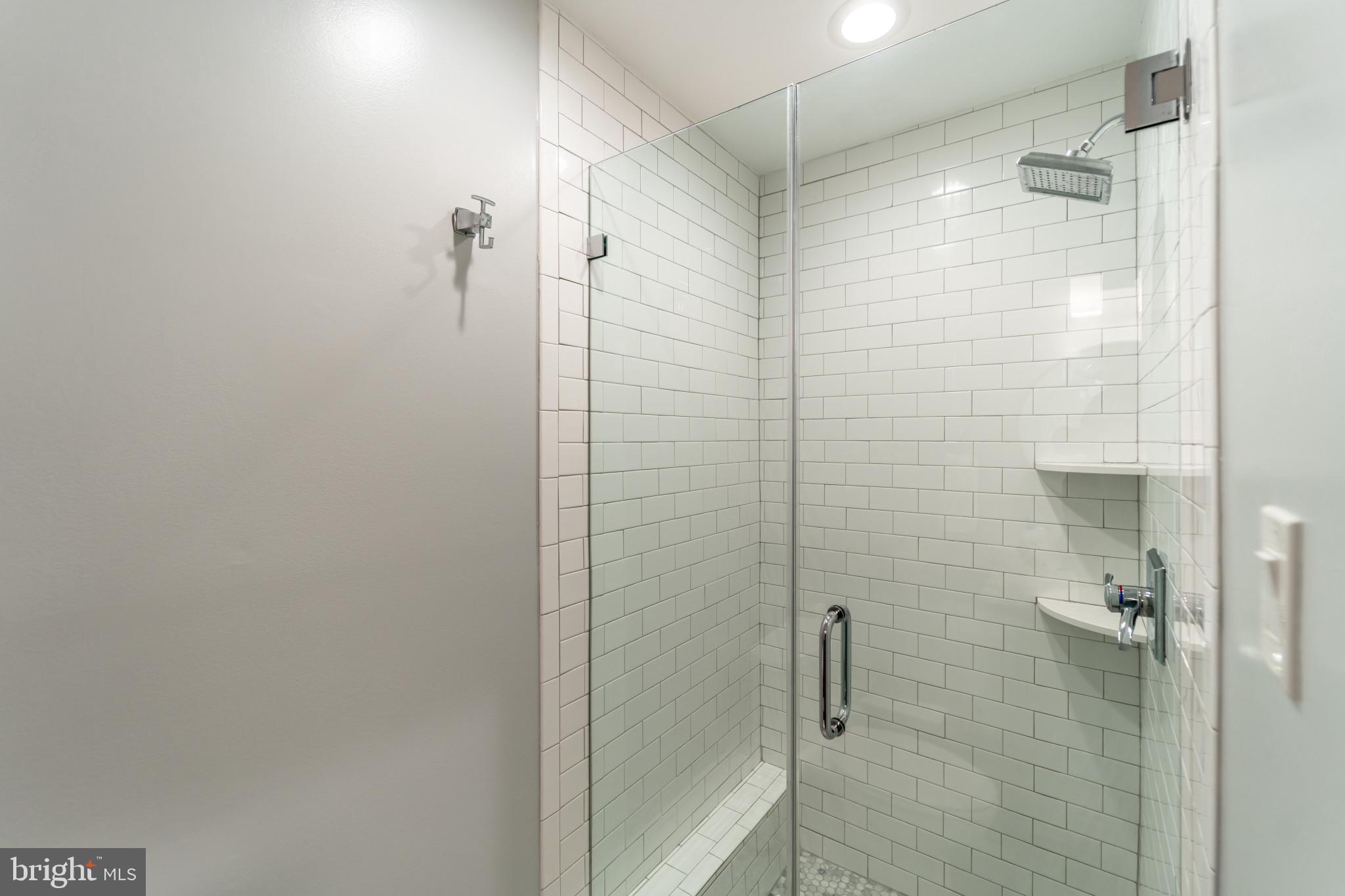 BANNOCKBURN ESTATES - Residential Lease