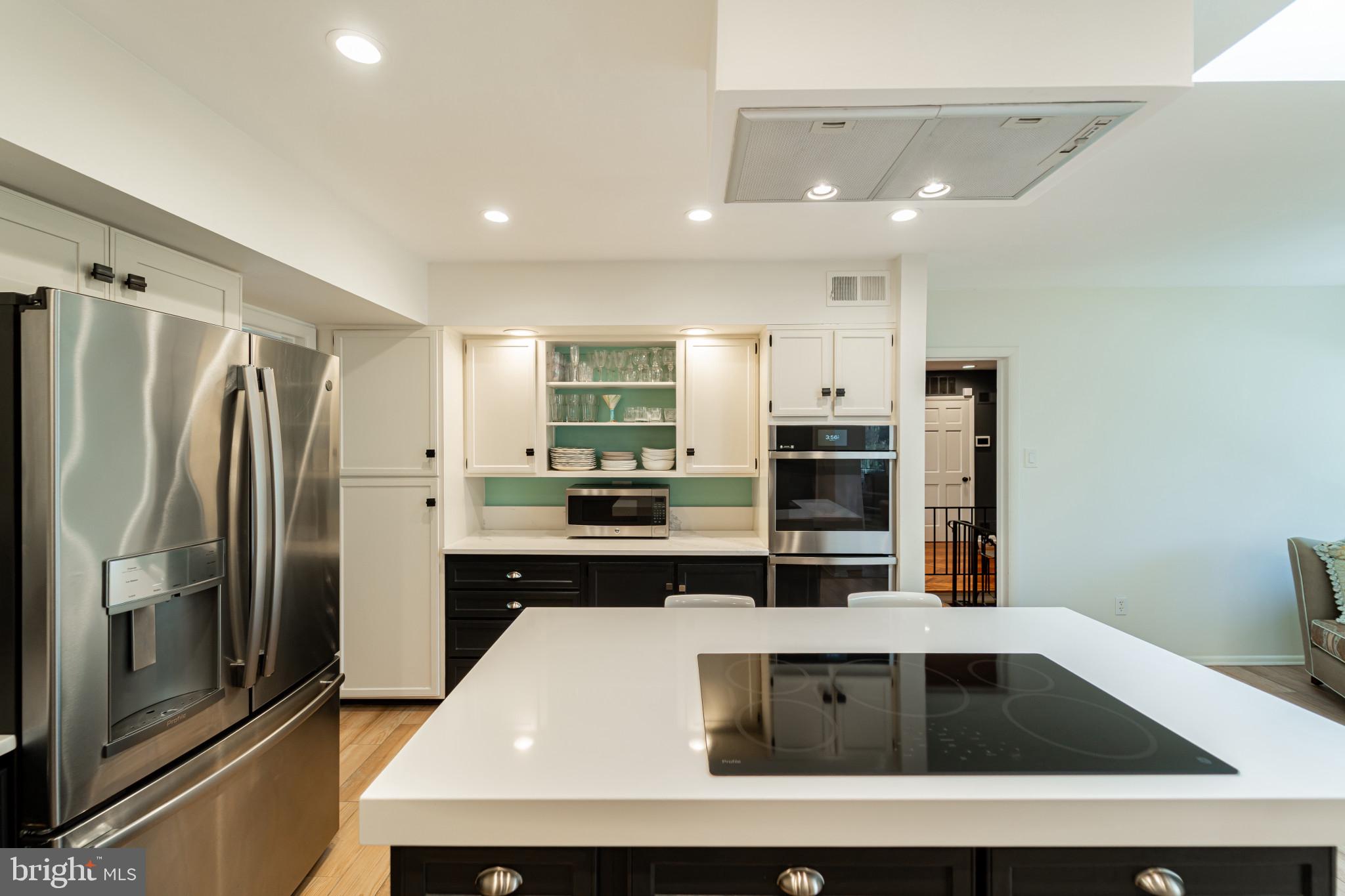 BANNOCKBURN ESTATES - Residential Lease