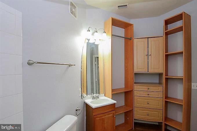 WHITE FLINT STATION - Residential Lease