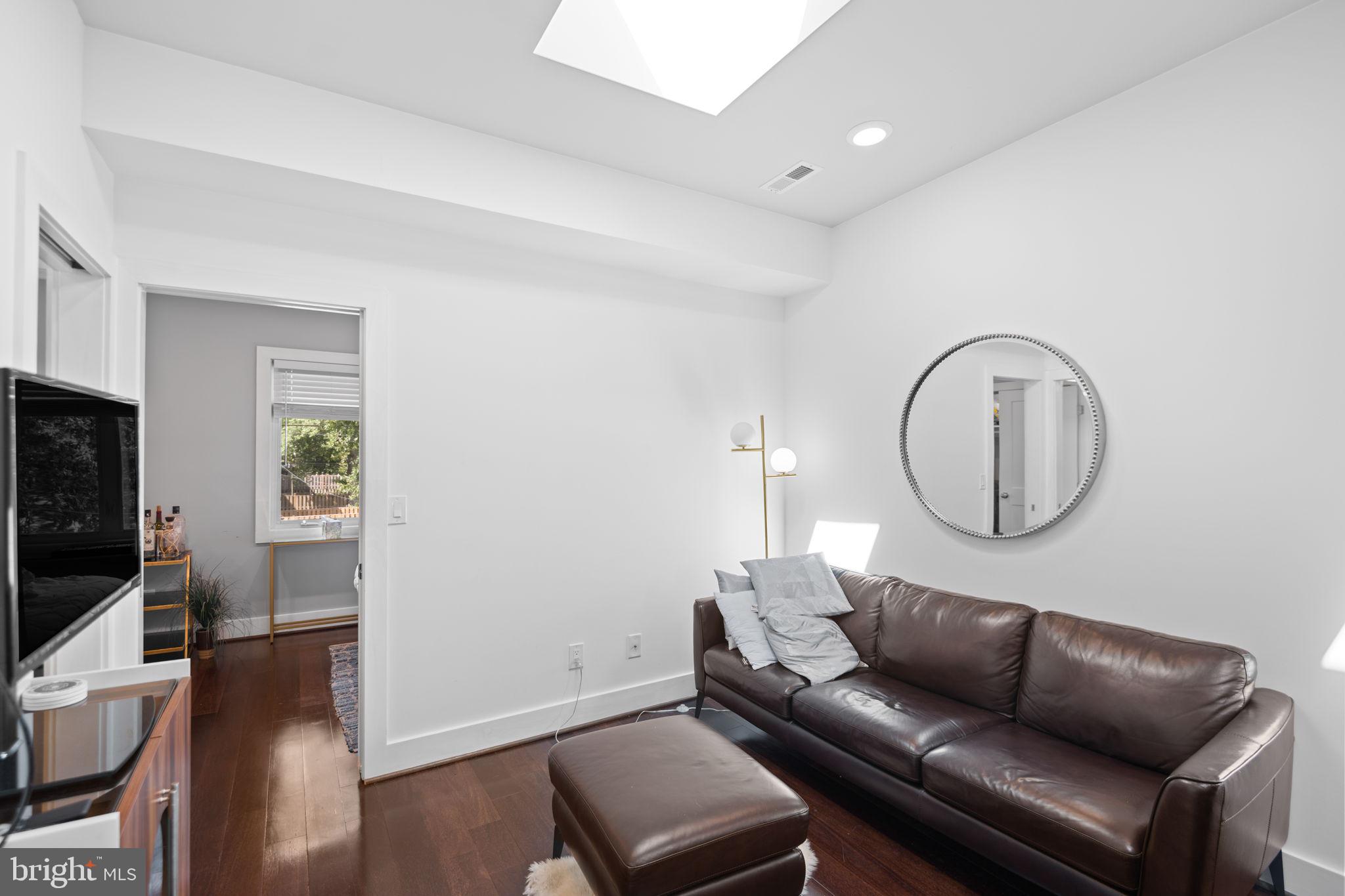 5304 4TH STREET NW 3