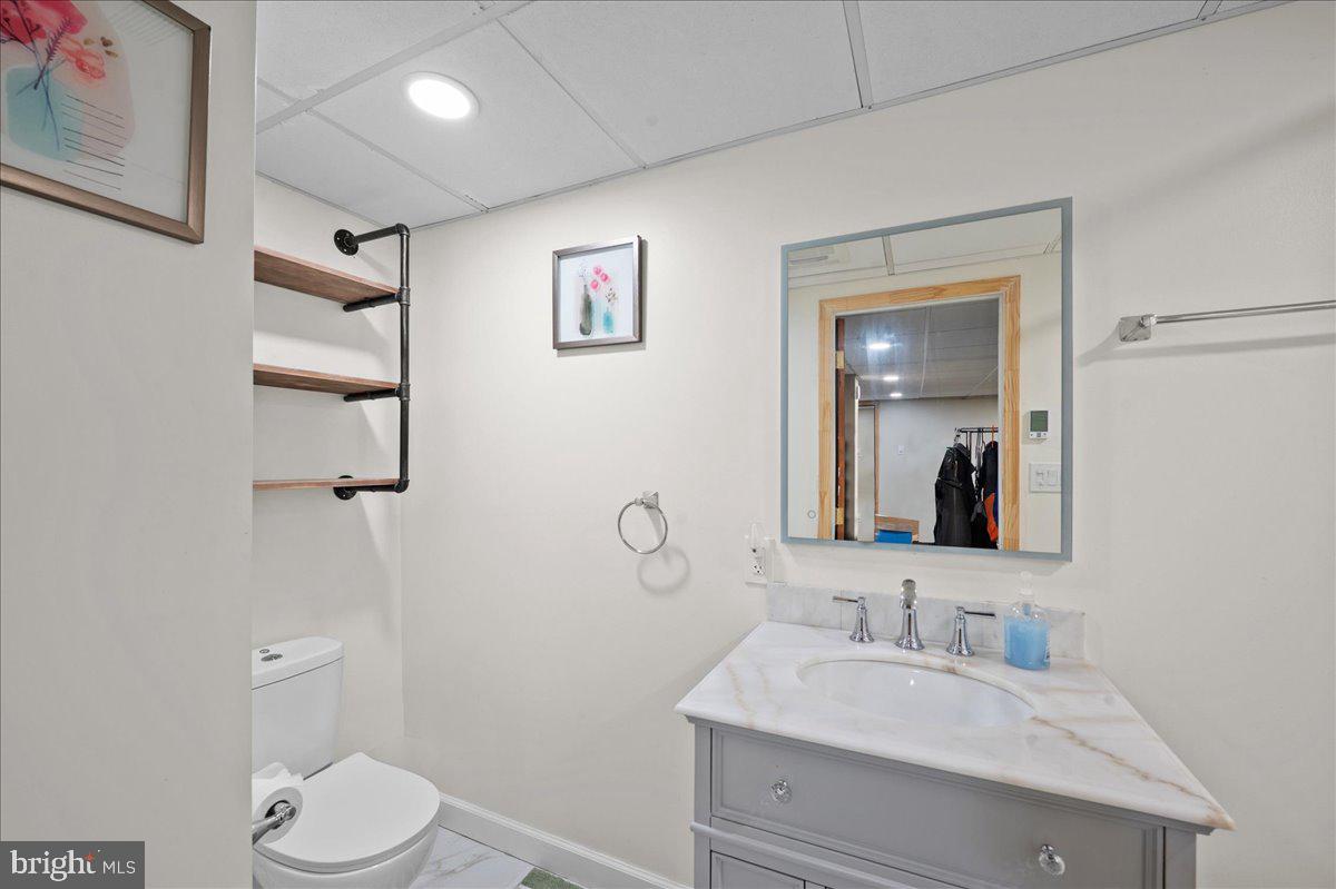 BRIDLE PATH MANOR - Residential