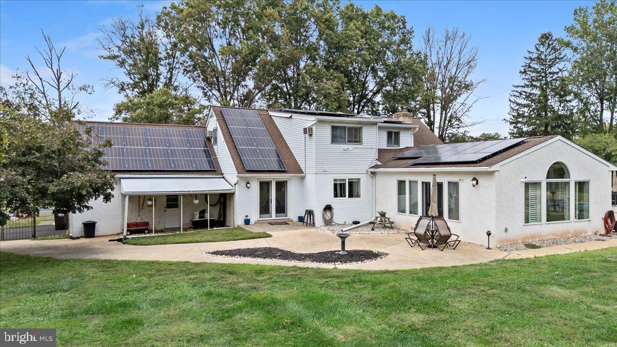 BRIDLE PATH MANOR - Residential