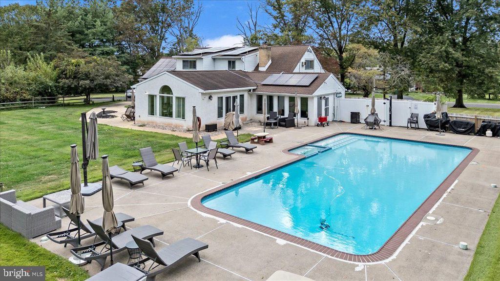 Photo of 1653 Bridle Path Drive, LANSDALE, PA 19446 (MLS # PAMC2155934)