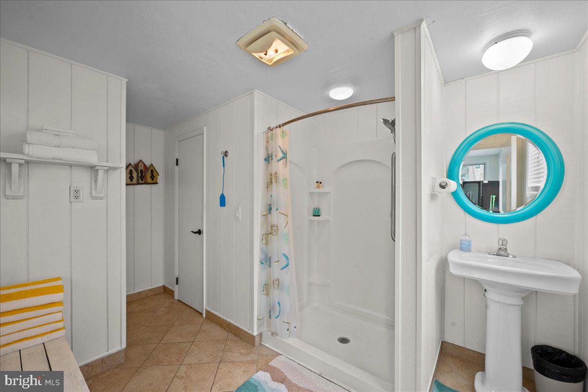 BRIDLE PATH MANOR - Residential