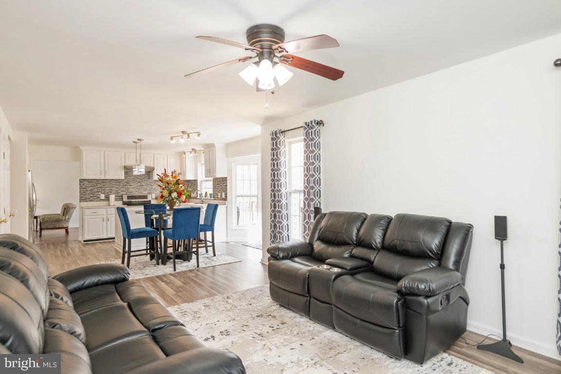 OAKRIDGE POINTE - Residential