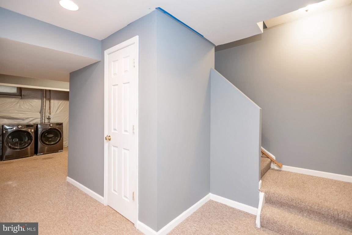 OAKRIDGE POINTE - Residential