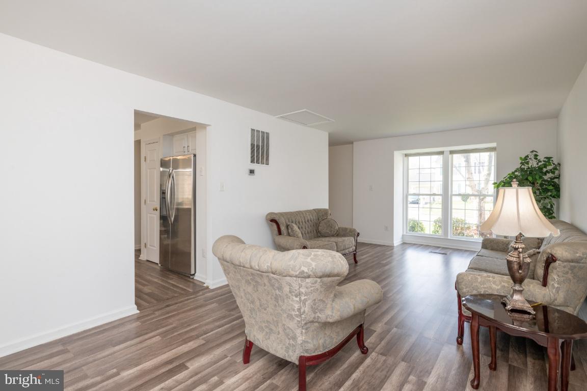 OAKRIDGE POINTE - Residential