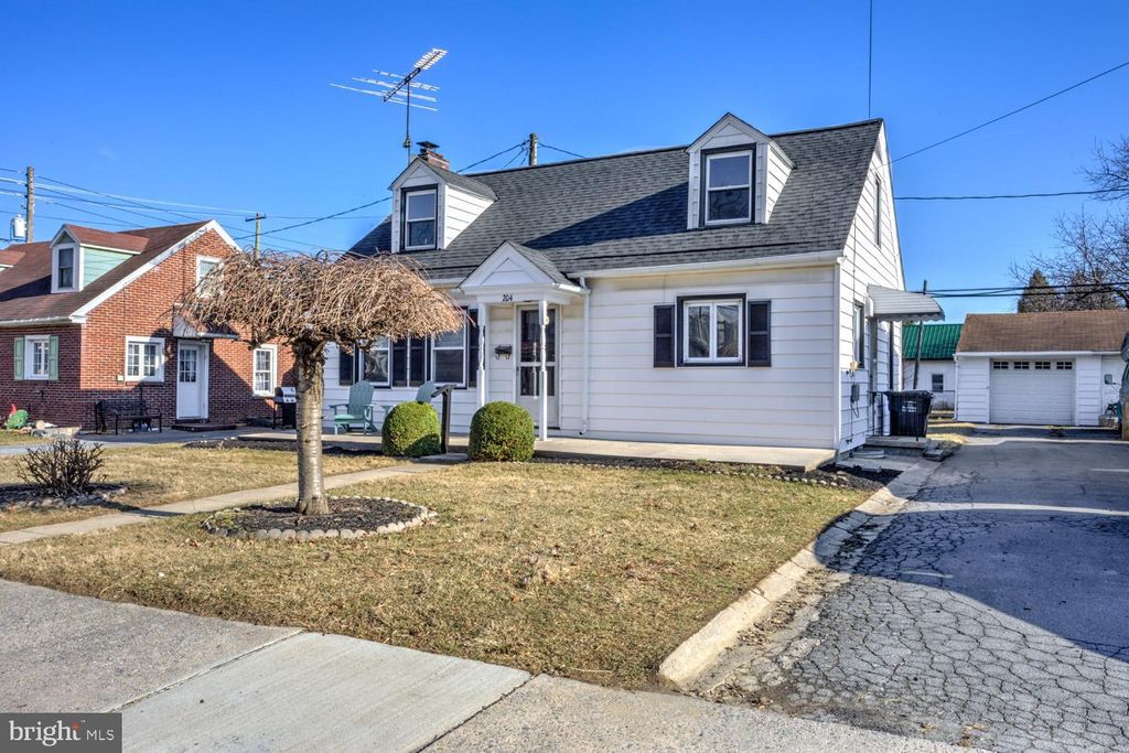 Photo of 204 Locust Street, NEW HOLLAND, PA 17557 (MLS # PALA2064982)