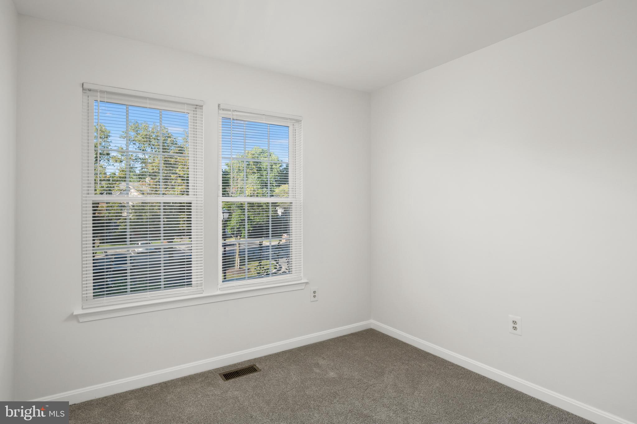 LAKE ARBOR - Residential Lease