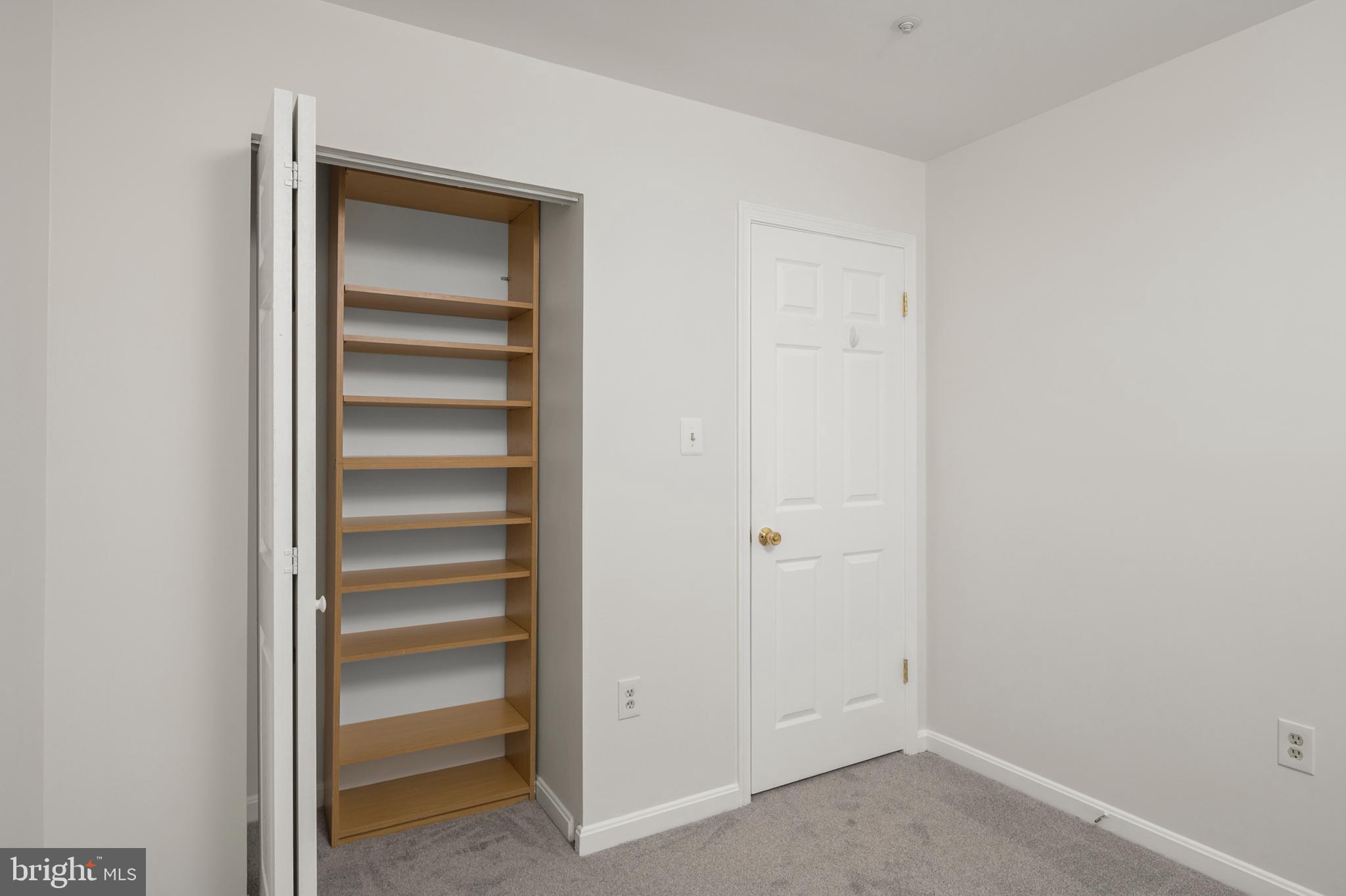 LAKE ARBOR - Residential Lease