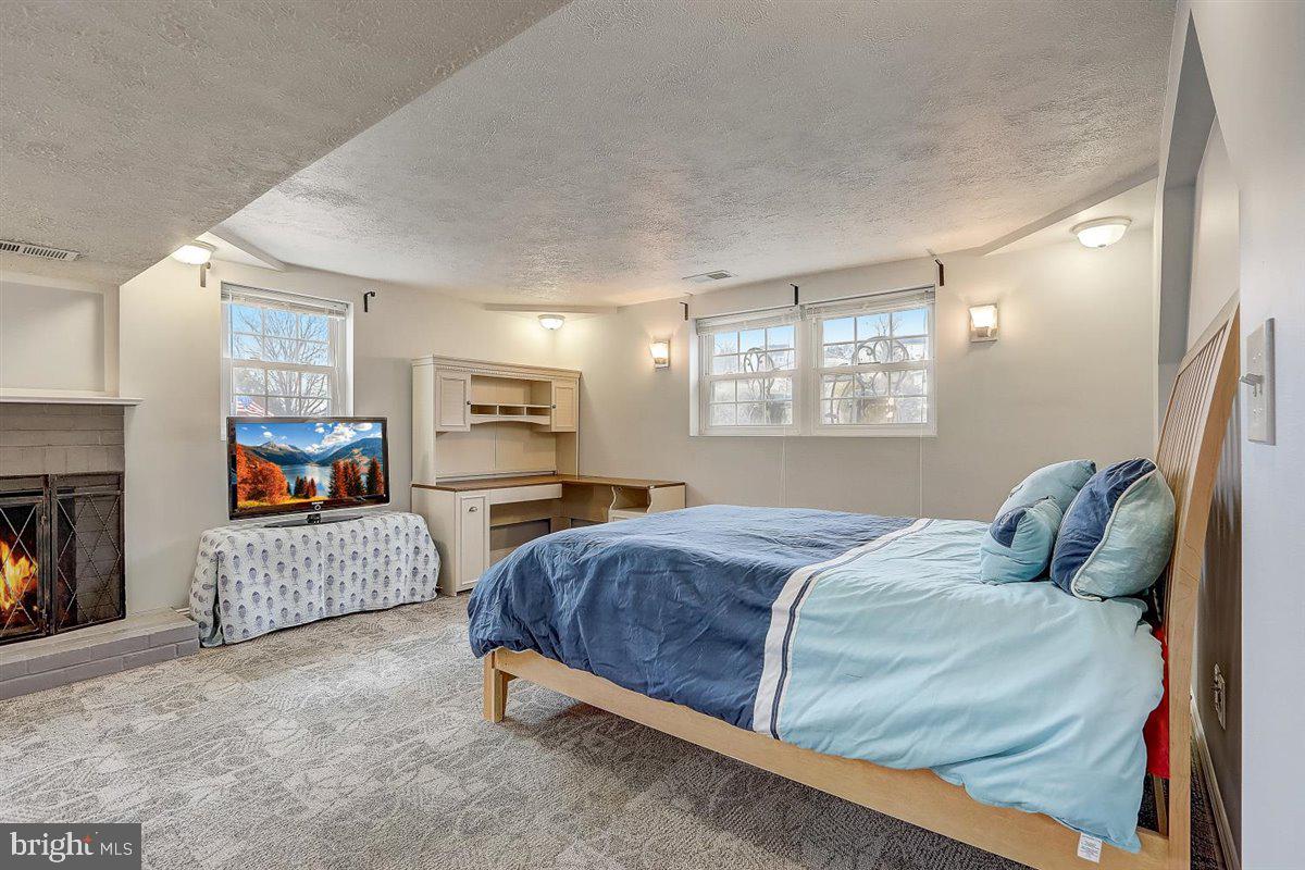 LUTHERVILLE - Residential