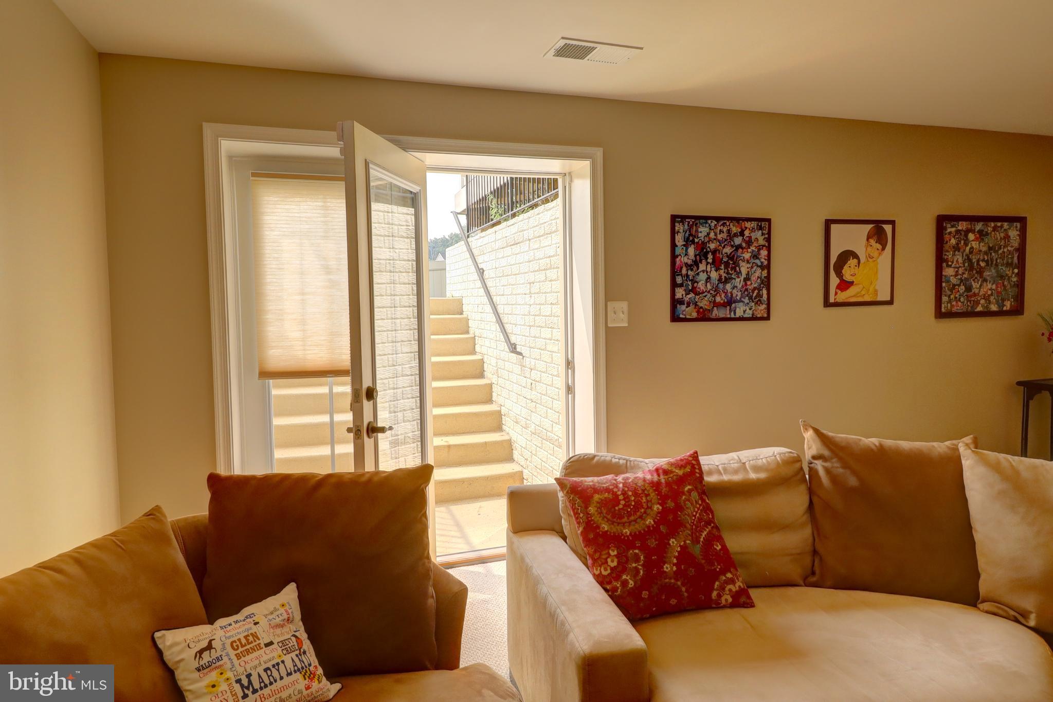 TANYARD COVE - Residential