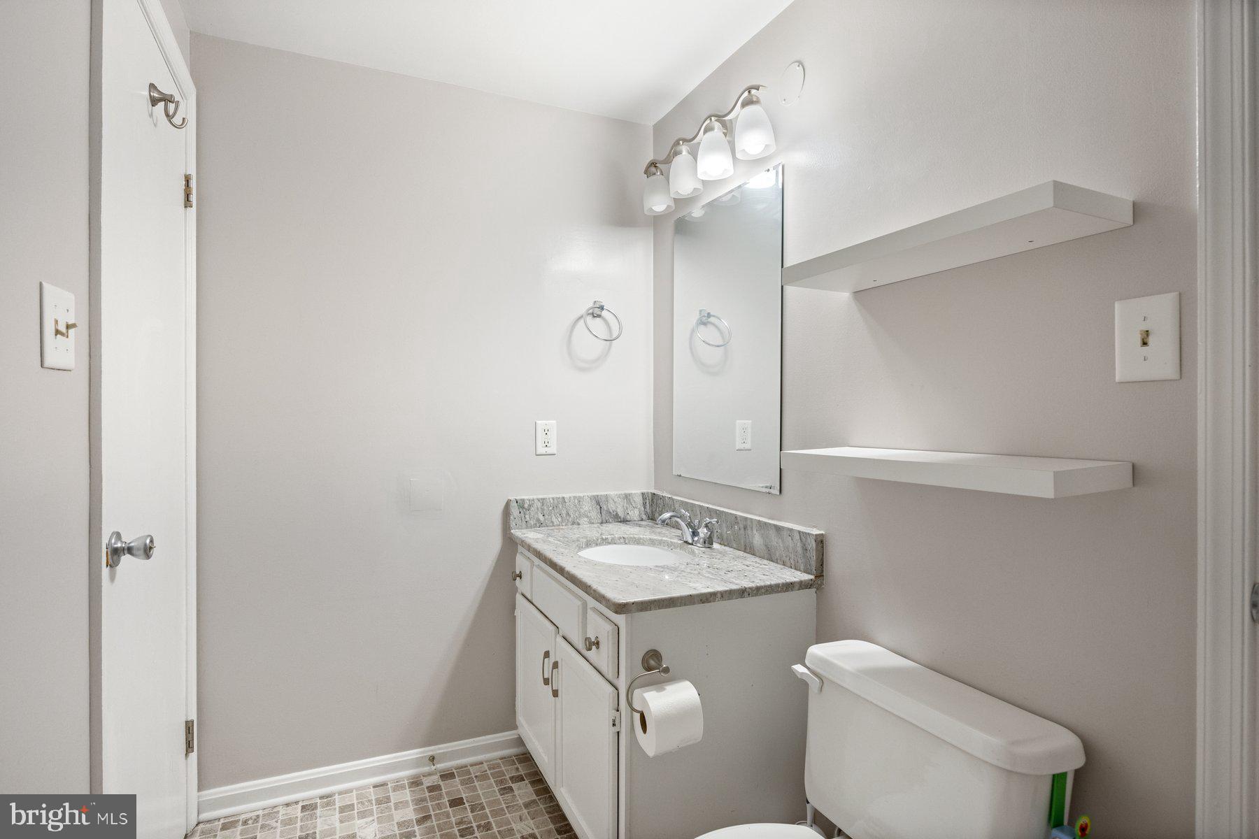 CLOVERLEAF TOWNHOUSES - Residential