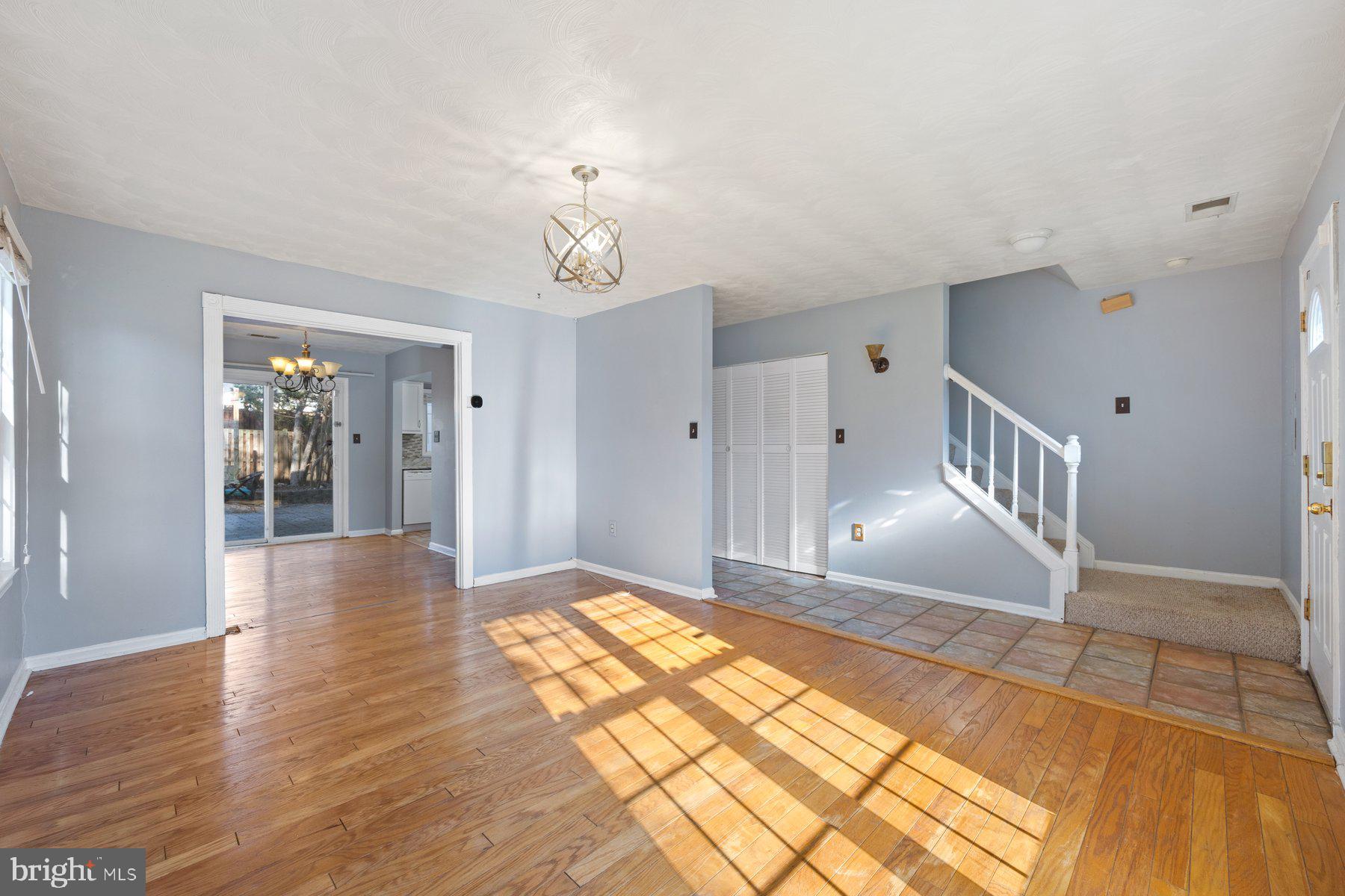 CLOVERLEAF TOWNHOUSES - Residential