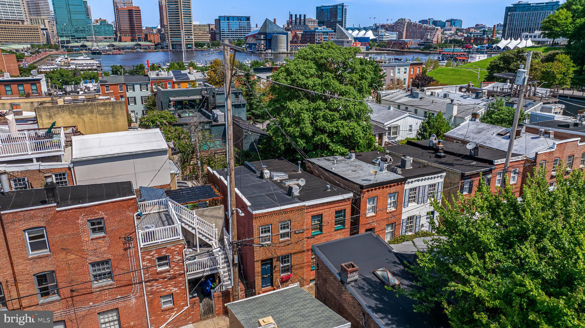 204 E CHURCHILL STREET