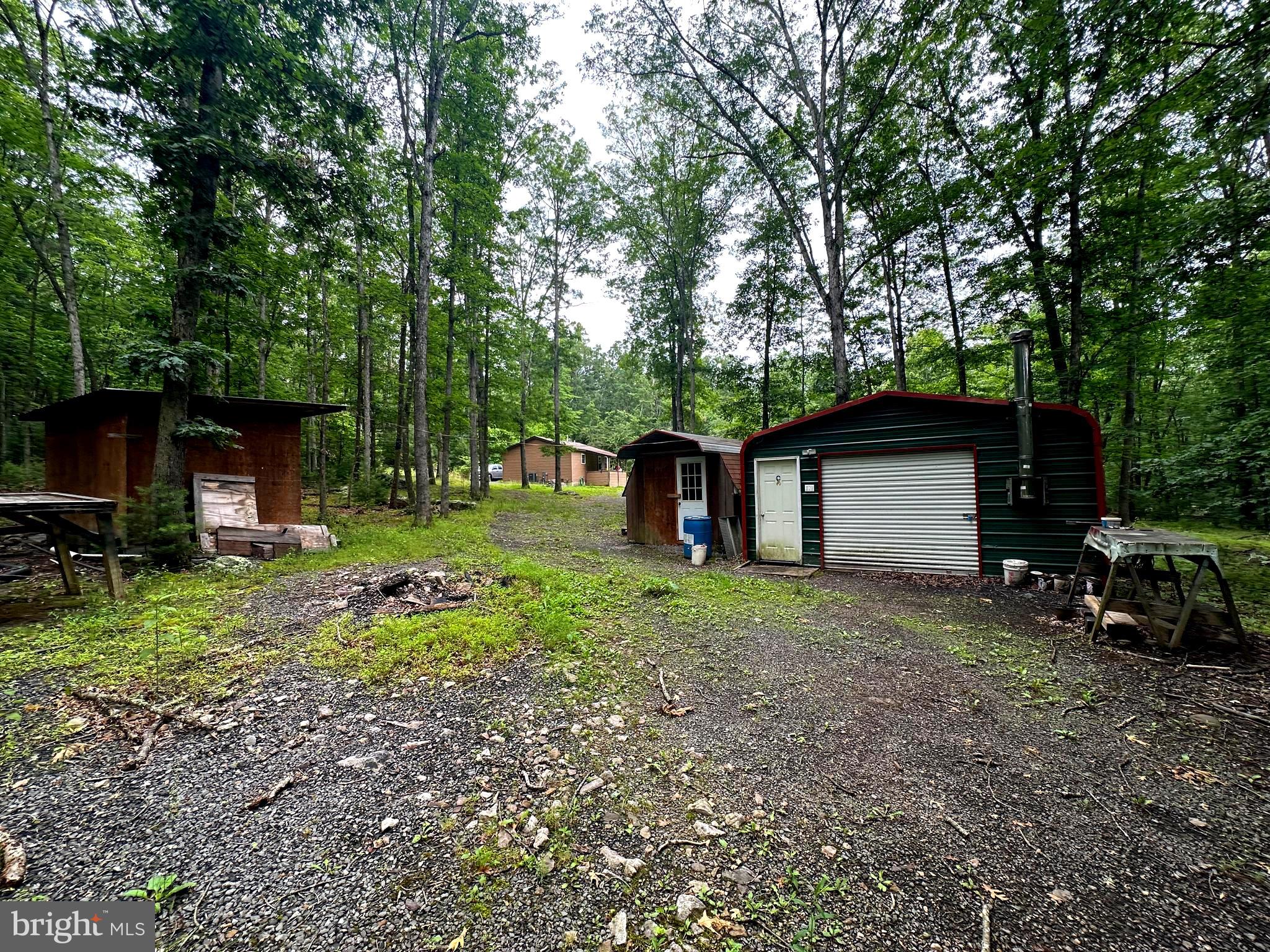 LOST RIVER GLEN - Residential