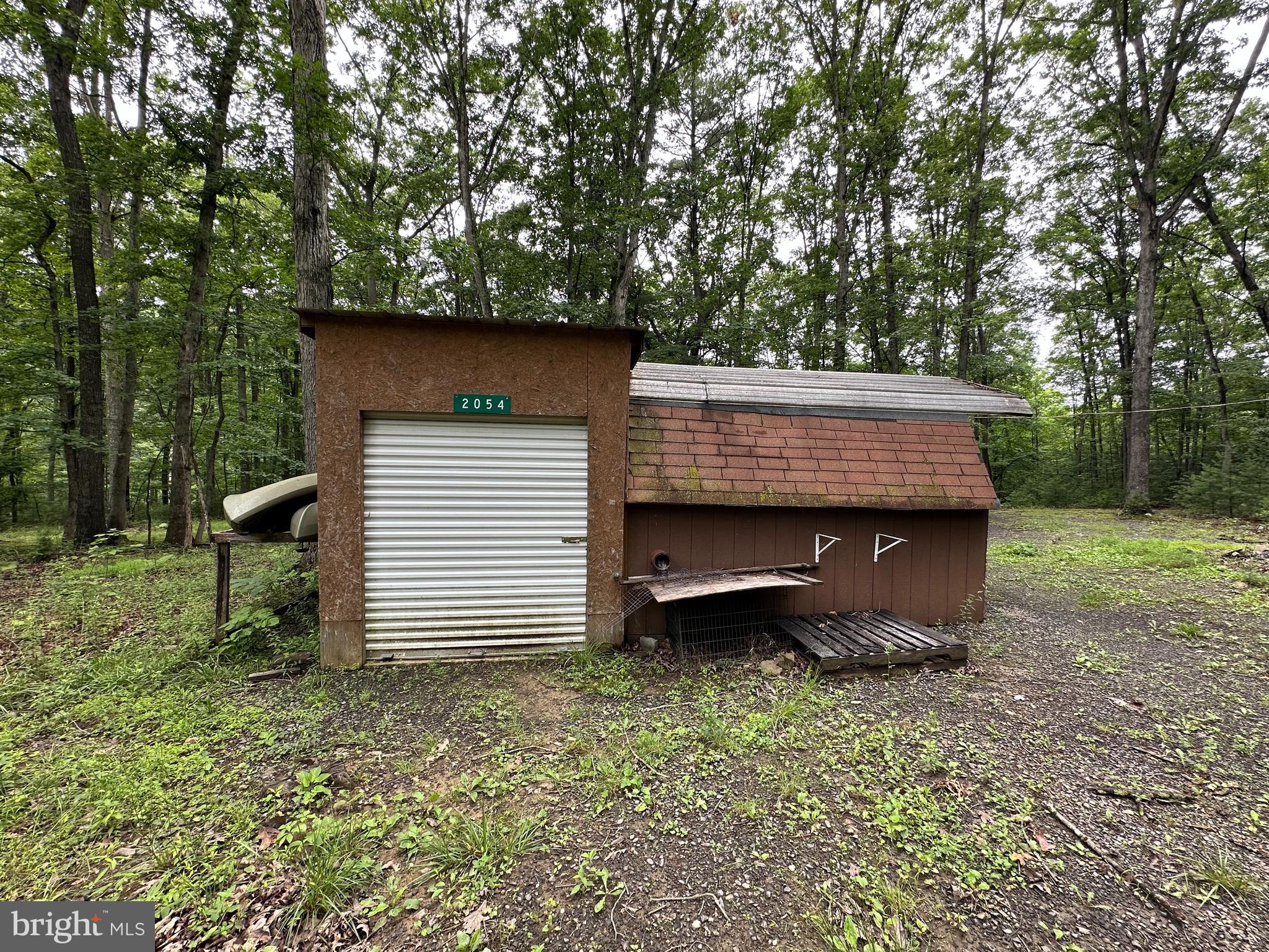 LOST RIVER GLEN - Residential