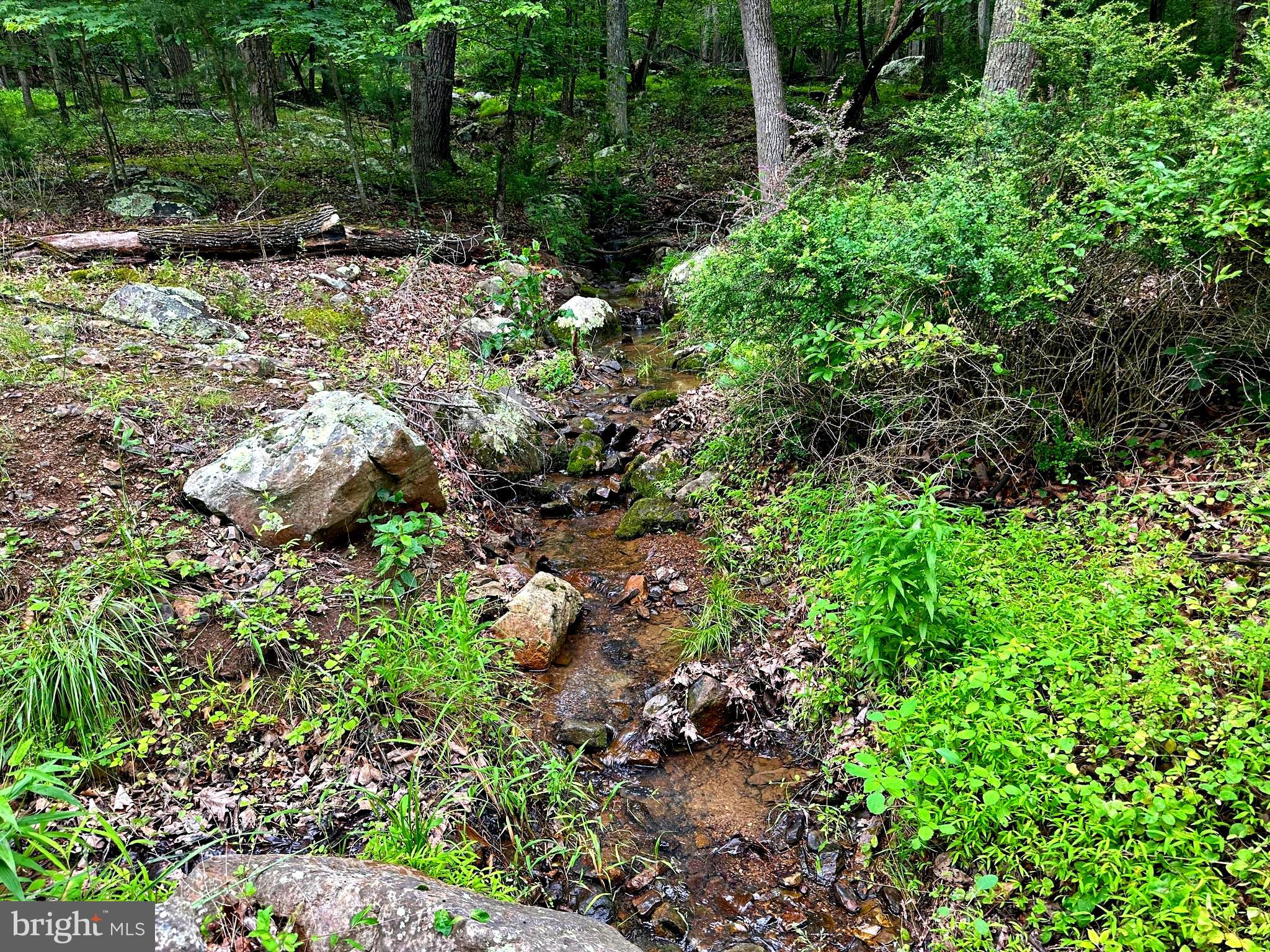 LOST RIVER GLEN - Residential