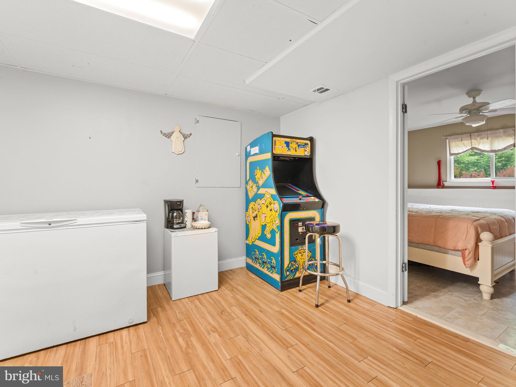 LOTHIAN WOODS - Residential