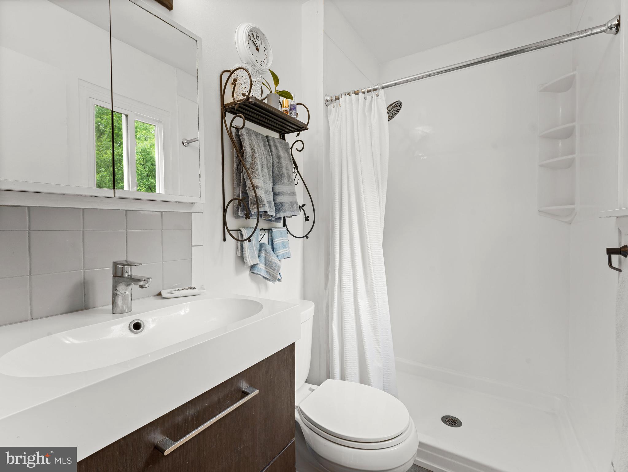 LOTHIAN WOODS - Residential