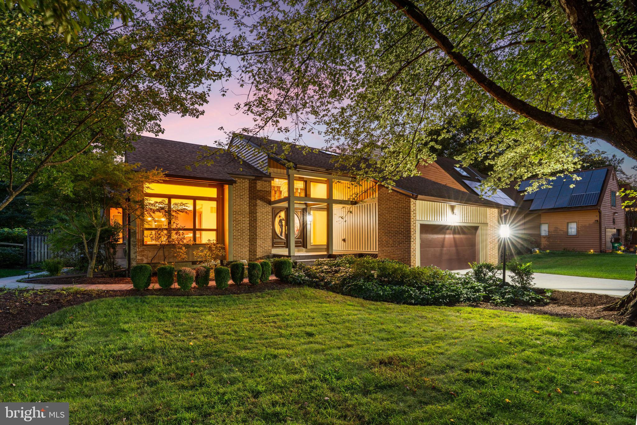 6184 LLANFAIR DRIVE