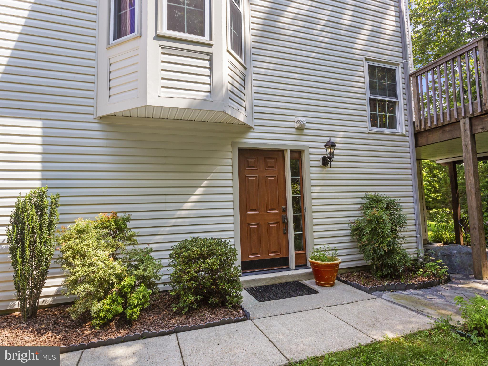 COLLEGE PARKWAY PLACE - Residential