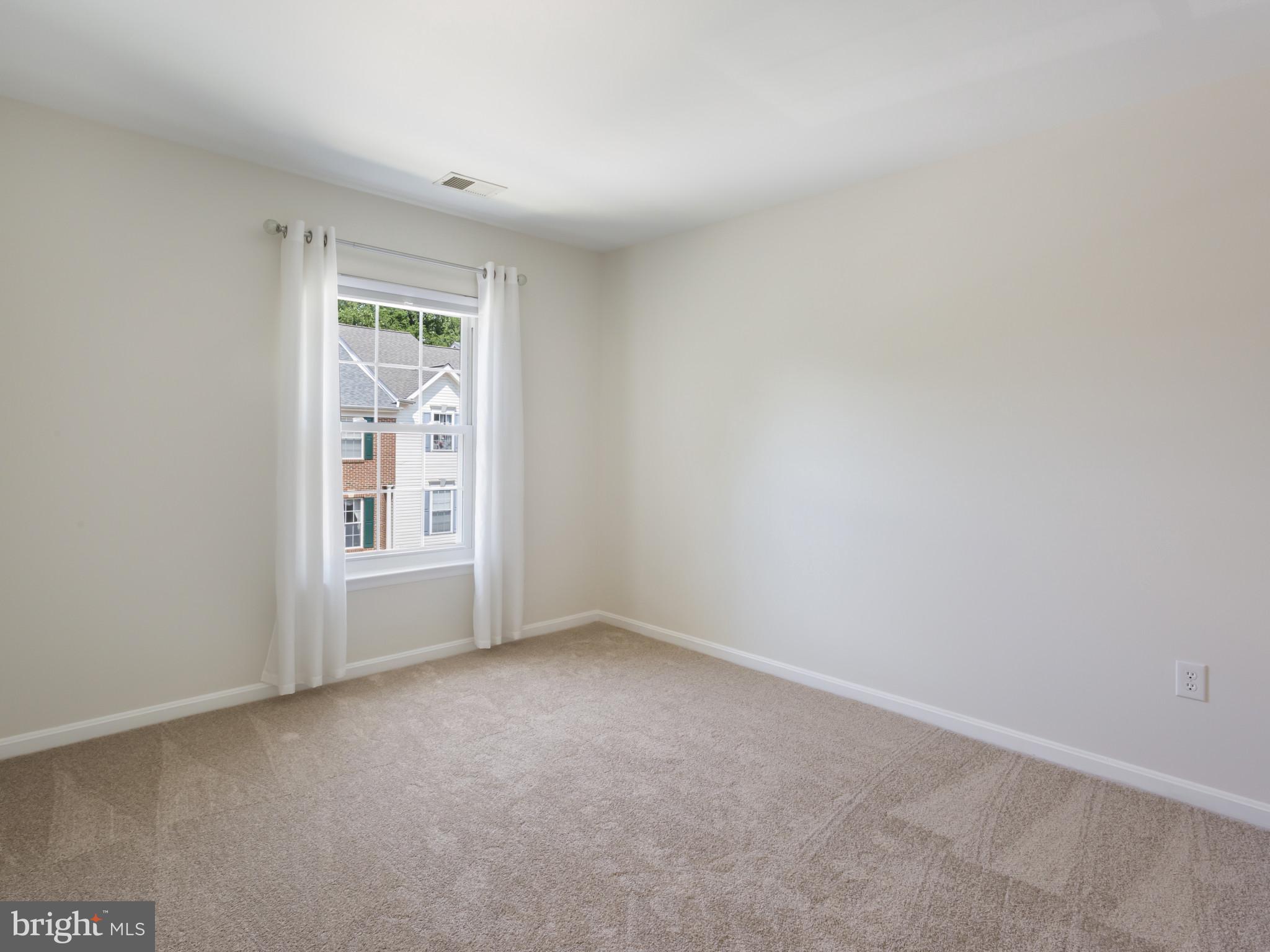 COLLEGE PARKWAY PLACE - Residential