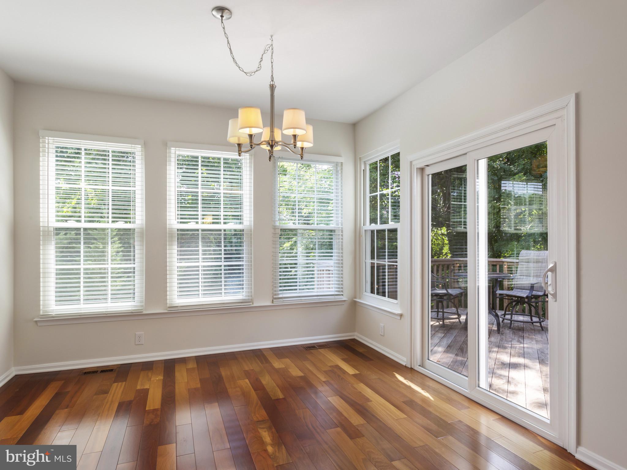 COLLEGE PARKWAY PLACE - Residential