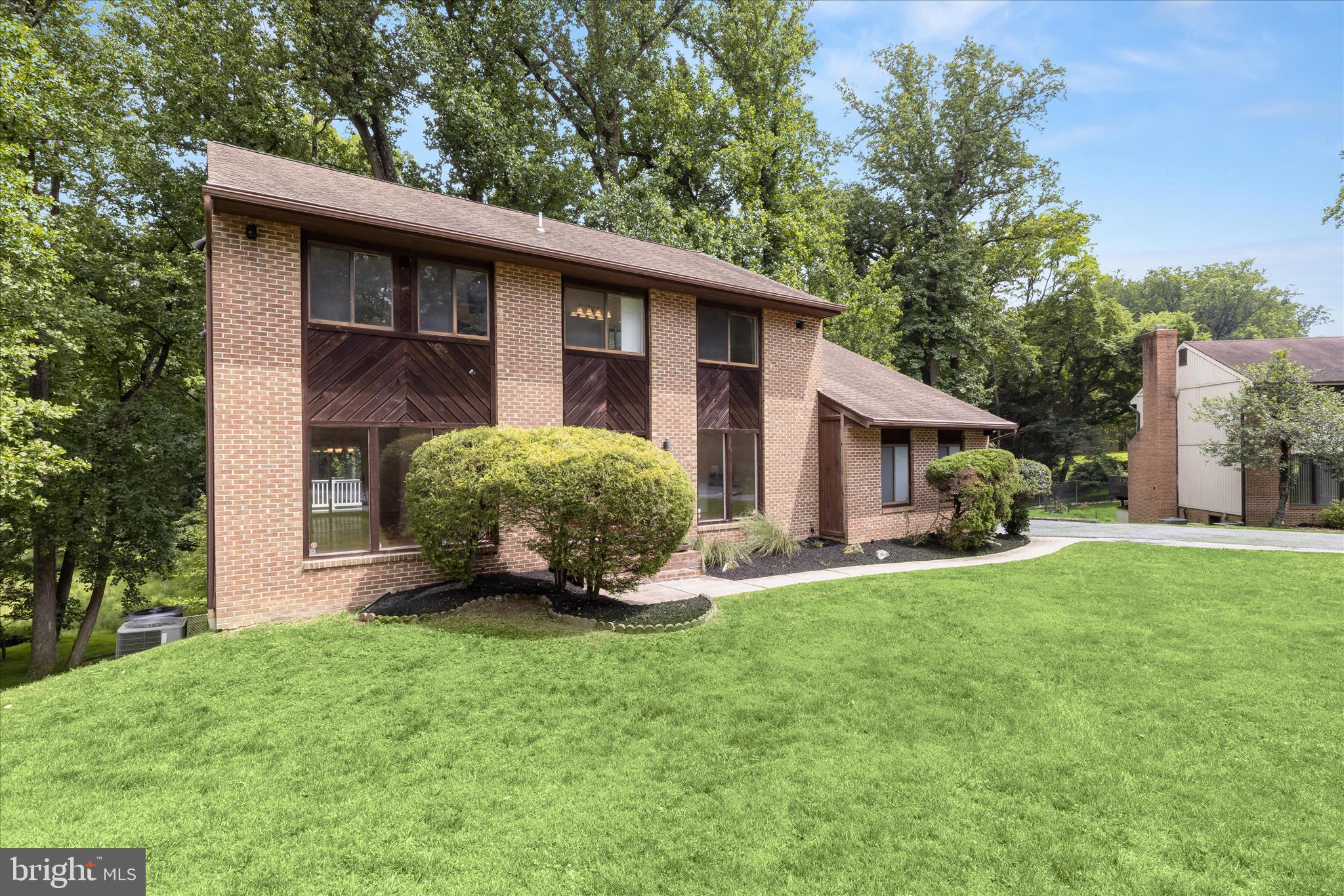 19 MARCIE WOODS COURT