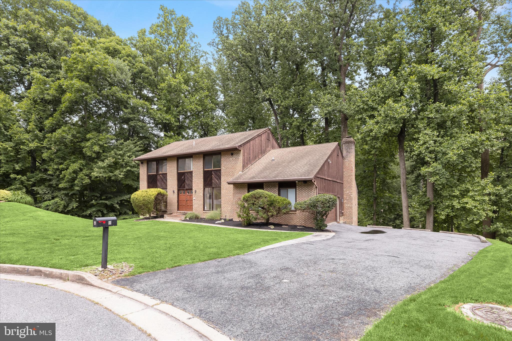 19 MARCIE WOODS COURT