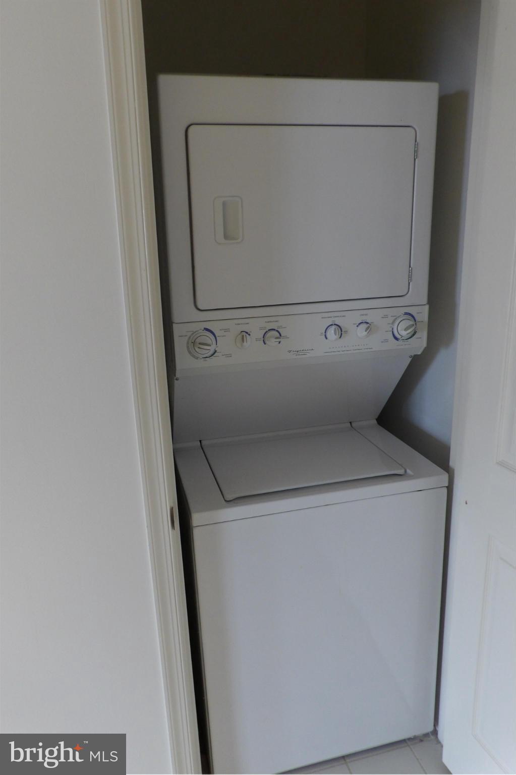 TUSCANY CANTERBURY - Residential Lease