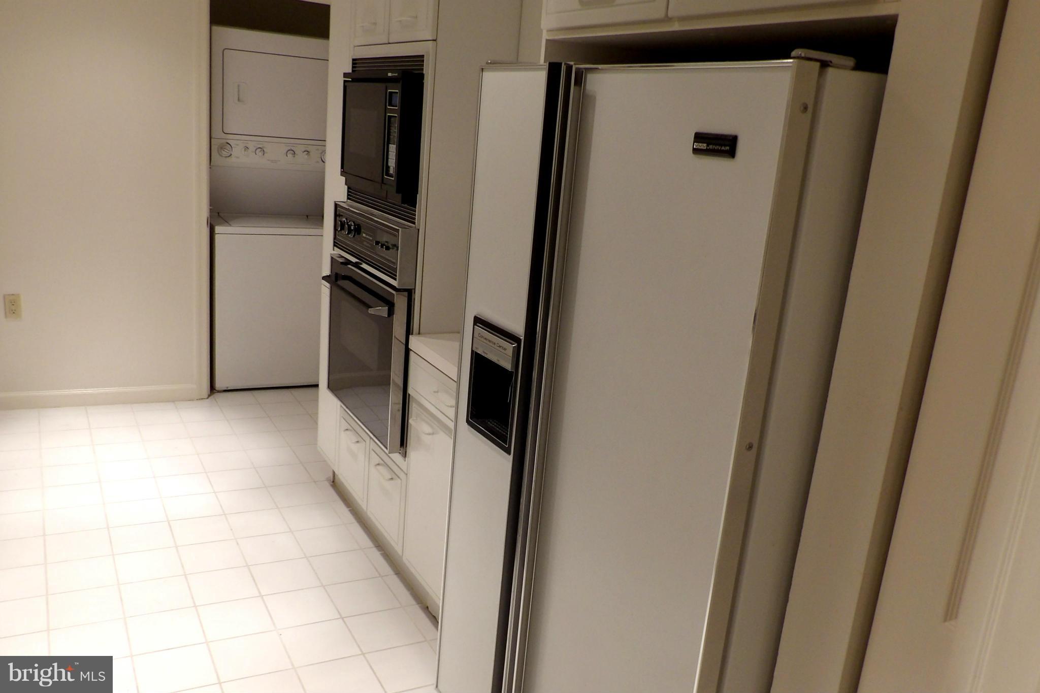 TUSCANY CANTERBURY - Residential Lease