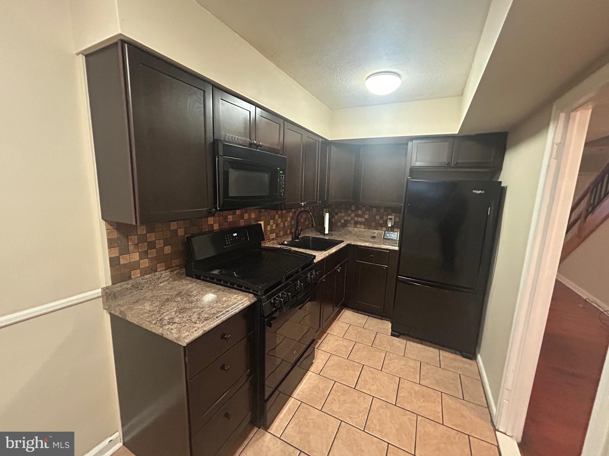 MAYFAIR - Residential