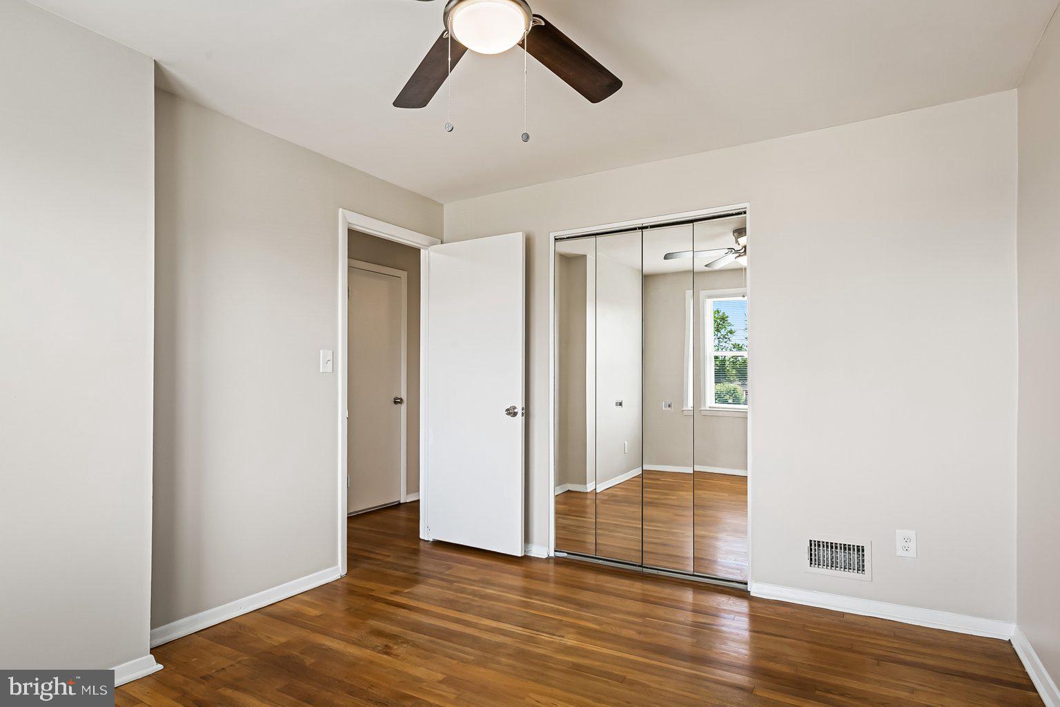 RIVERWOOD PARK - Residential Lease