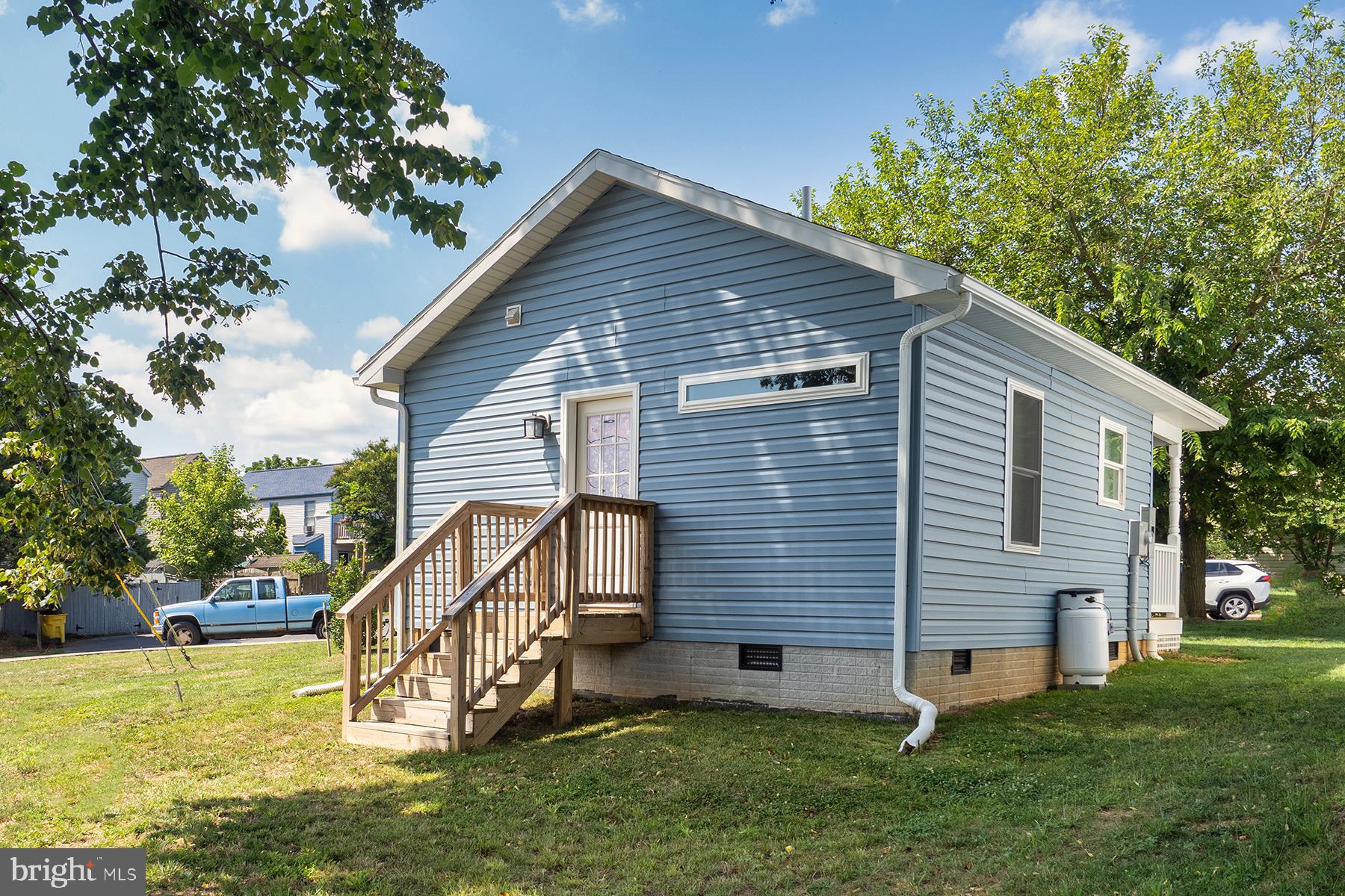 MAPLEHURST - Residential Lease