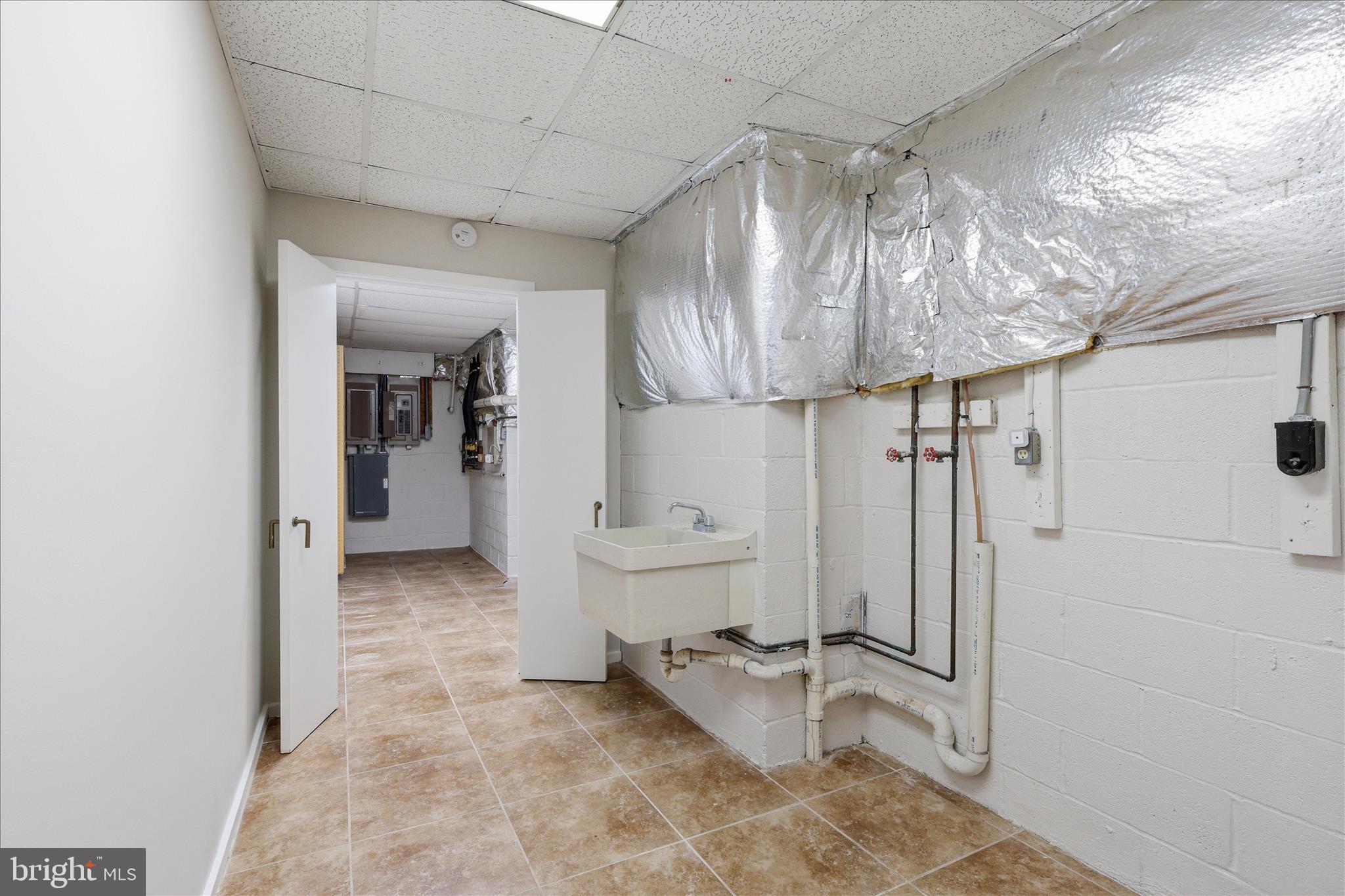 OFFUTT HOME TRACT - Residential