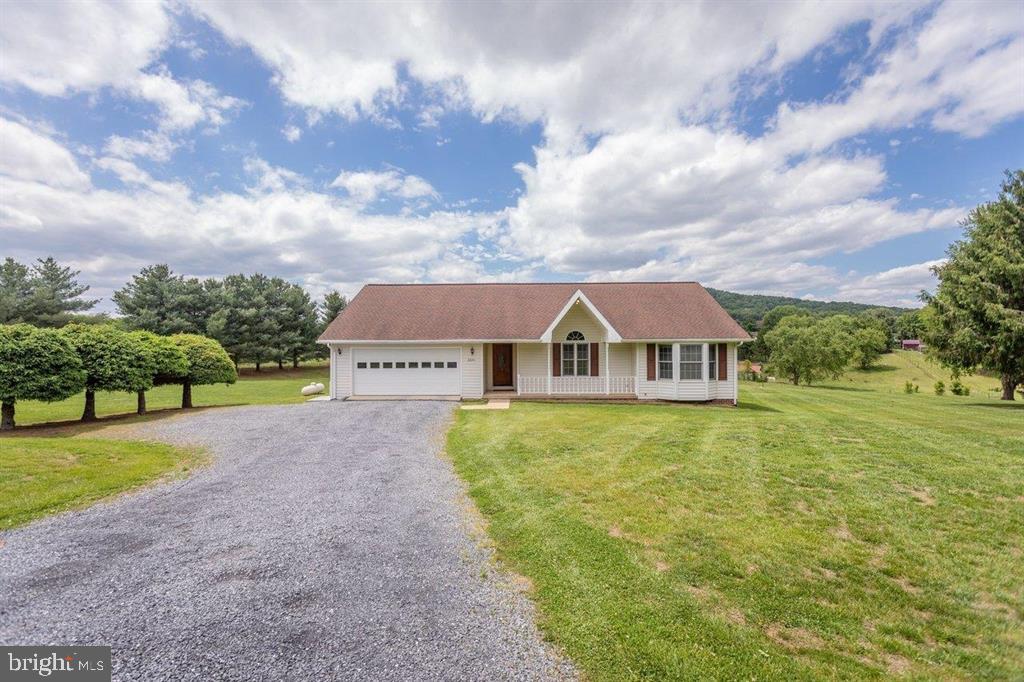 2220 PINEWOODS ROAD