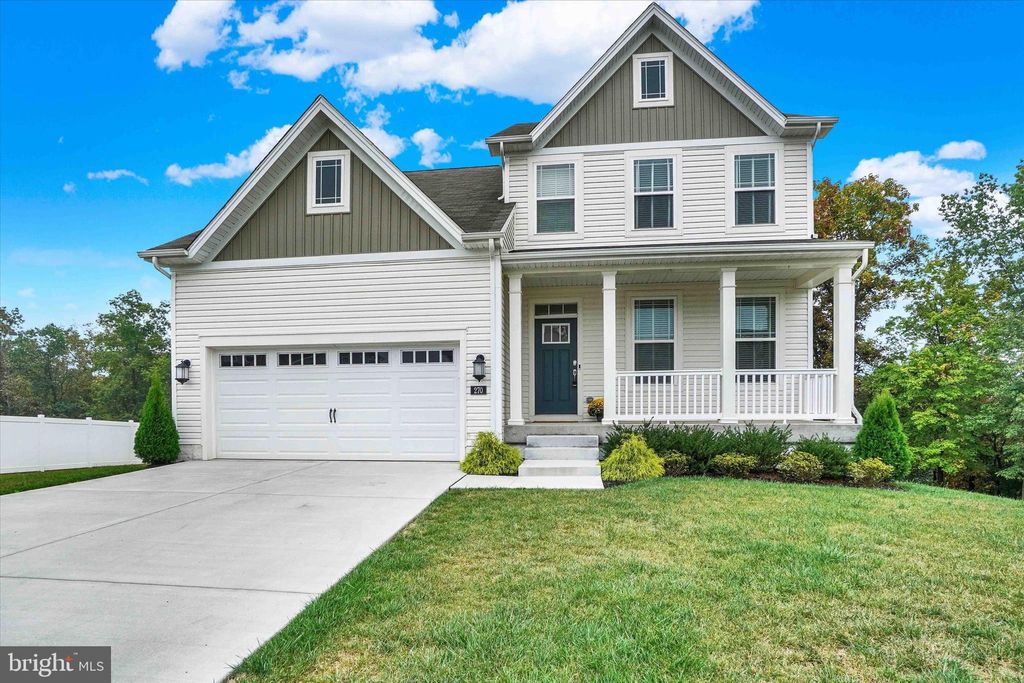 Photo of 270 Hickory Ridge Cir, YORK, PA 17404 (MLS # PAYK2090318)