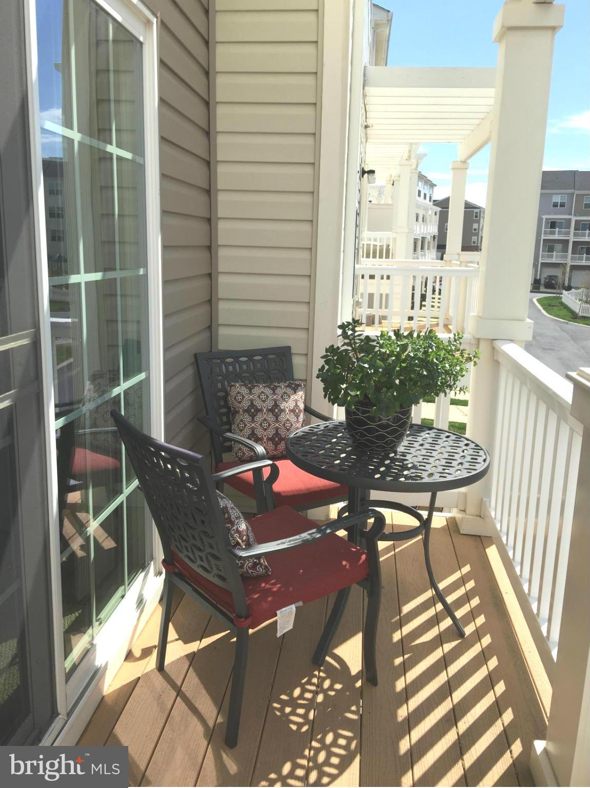 ARORA HILLS - Residential