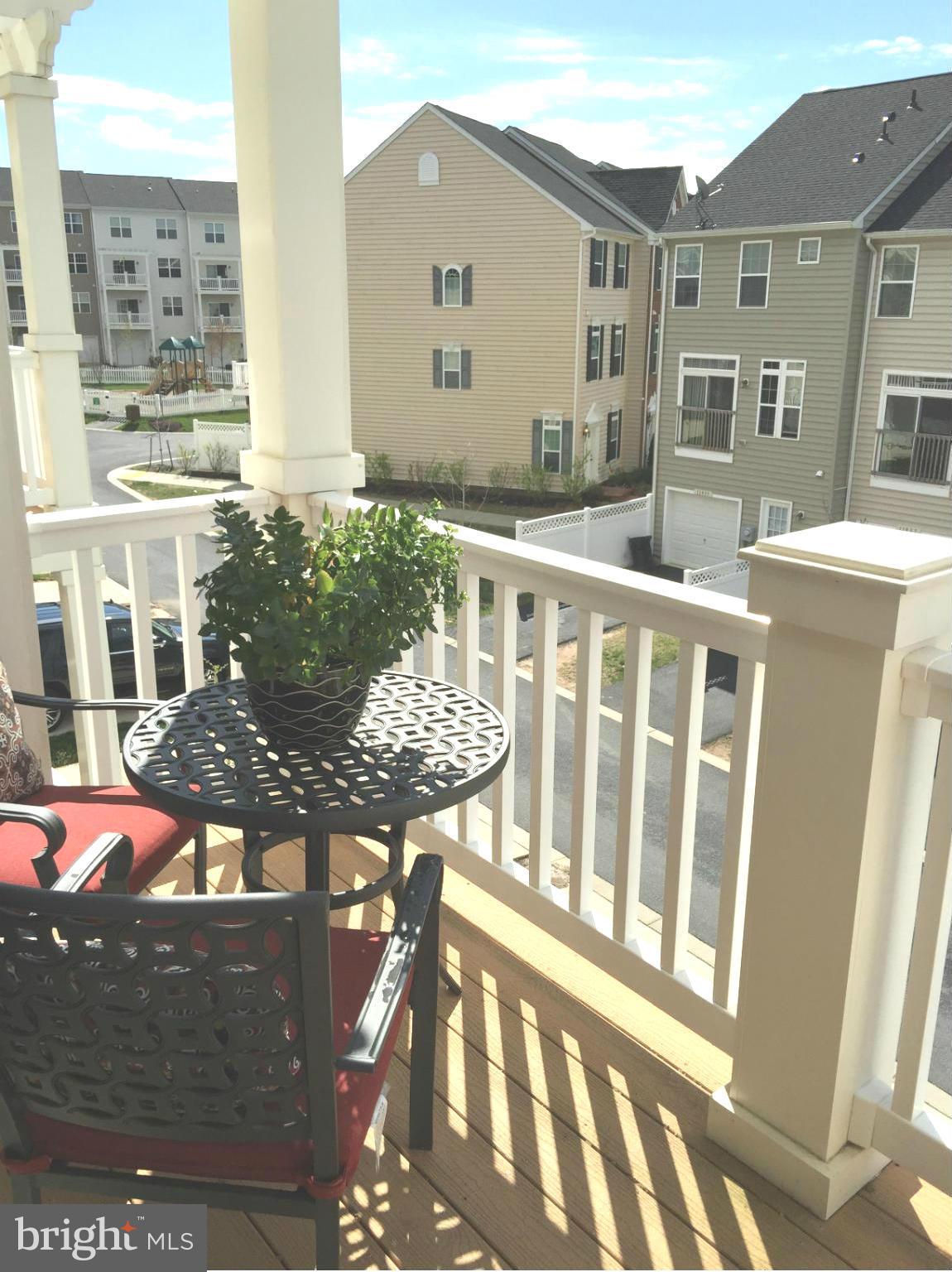 ARORA HILLS - Residential