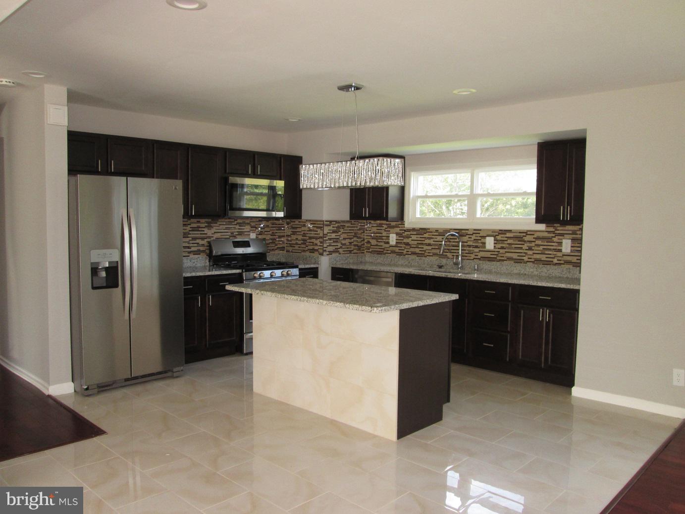 WINDHAM MANOR - Residential