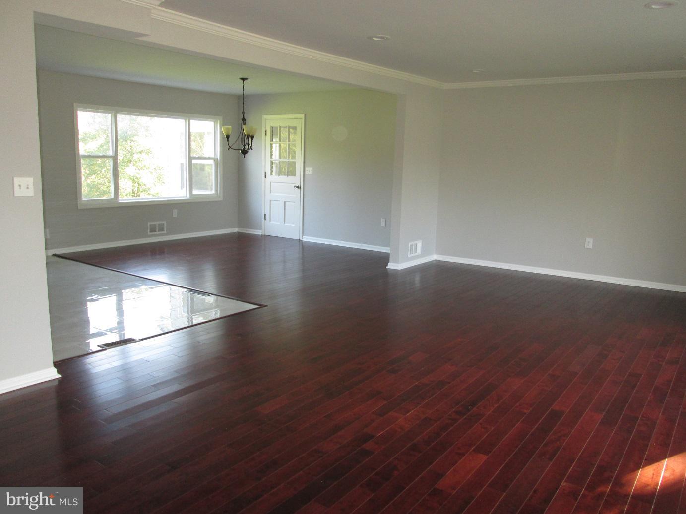 WINDHAM MANOR - Residential