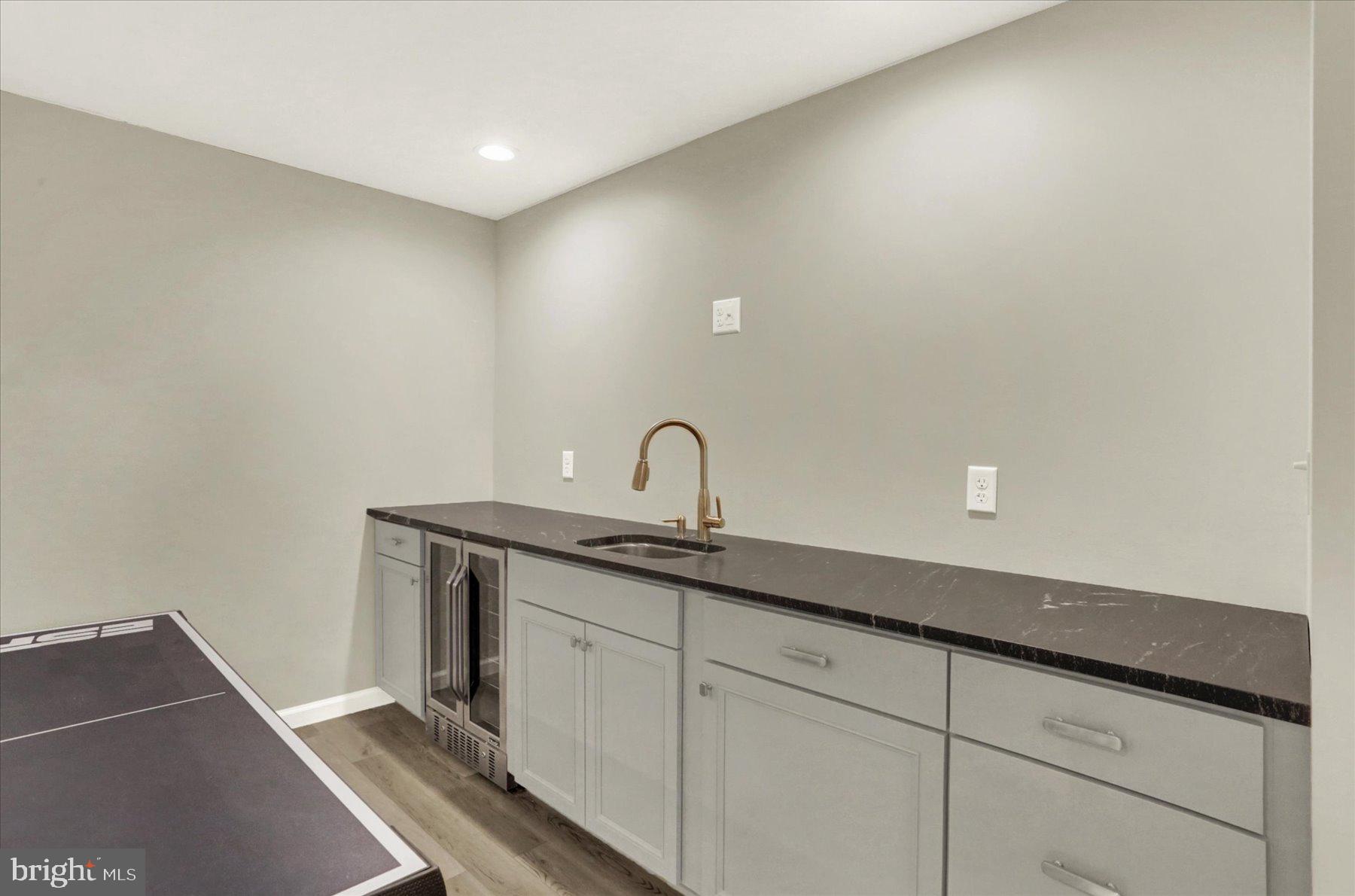 WALNUT POINT - Residential