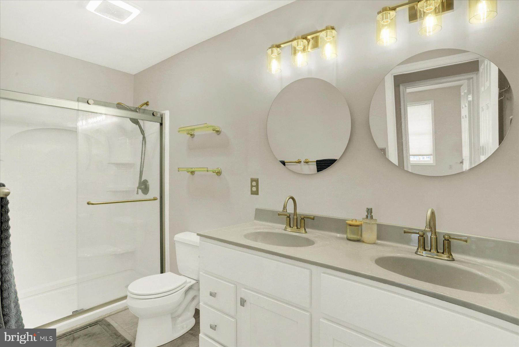 WALNUT POINT - Residential