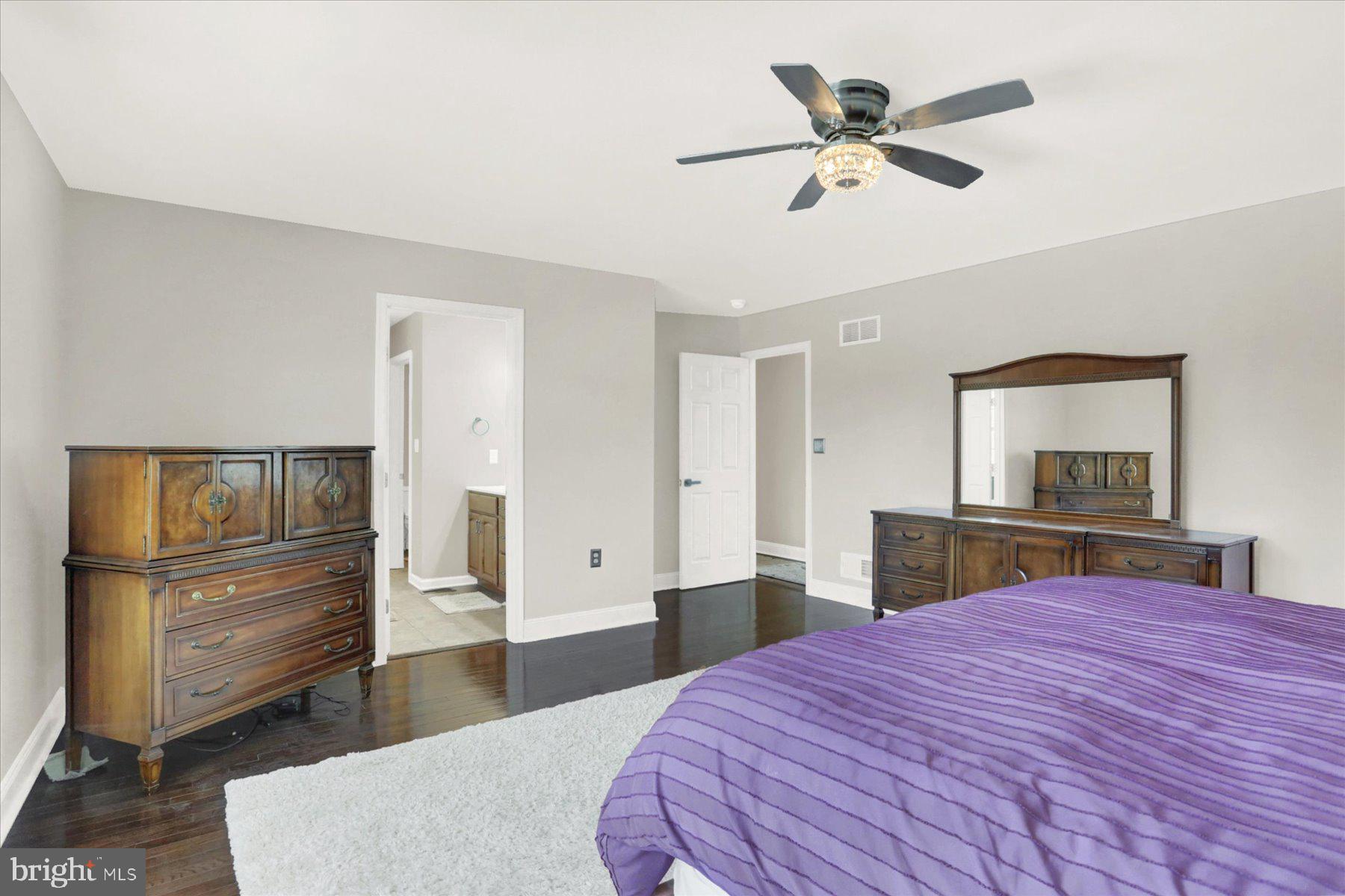 WALNUT POINT - Residential