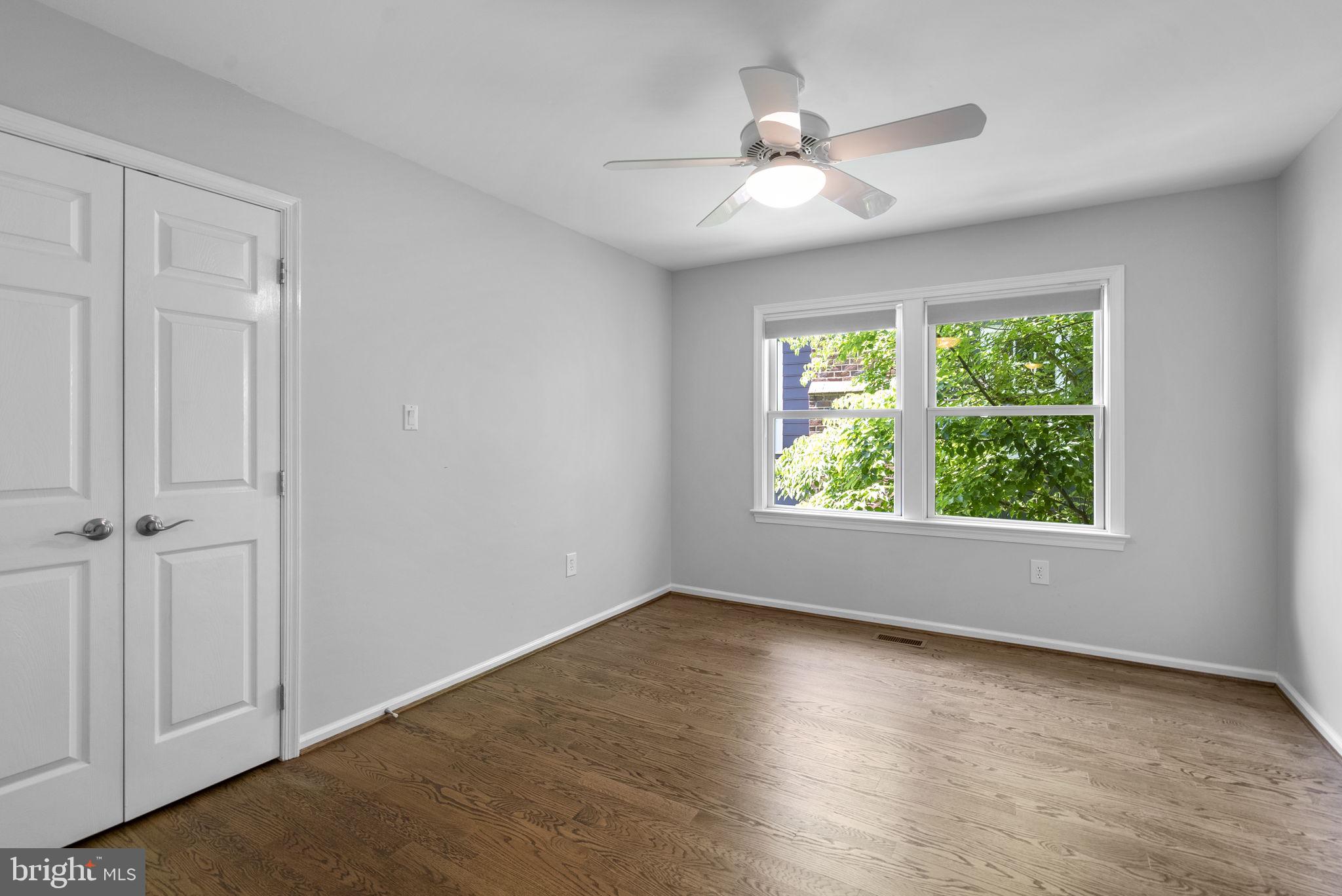 KENTLANDS GATEHOUSE - Residential