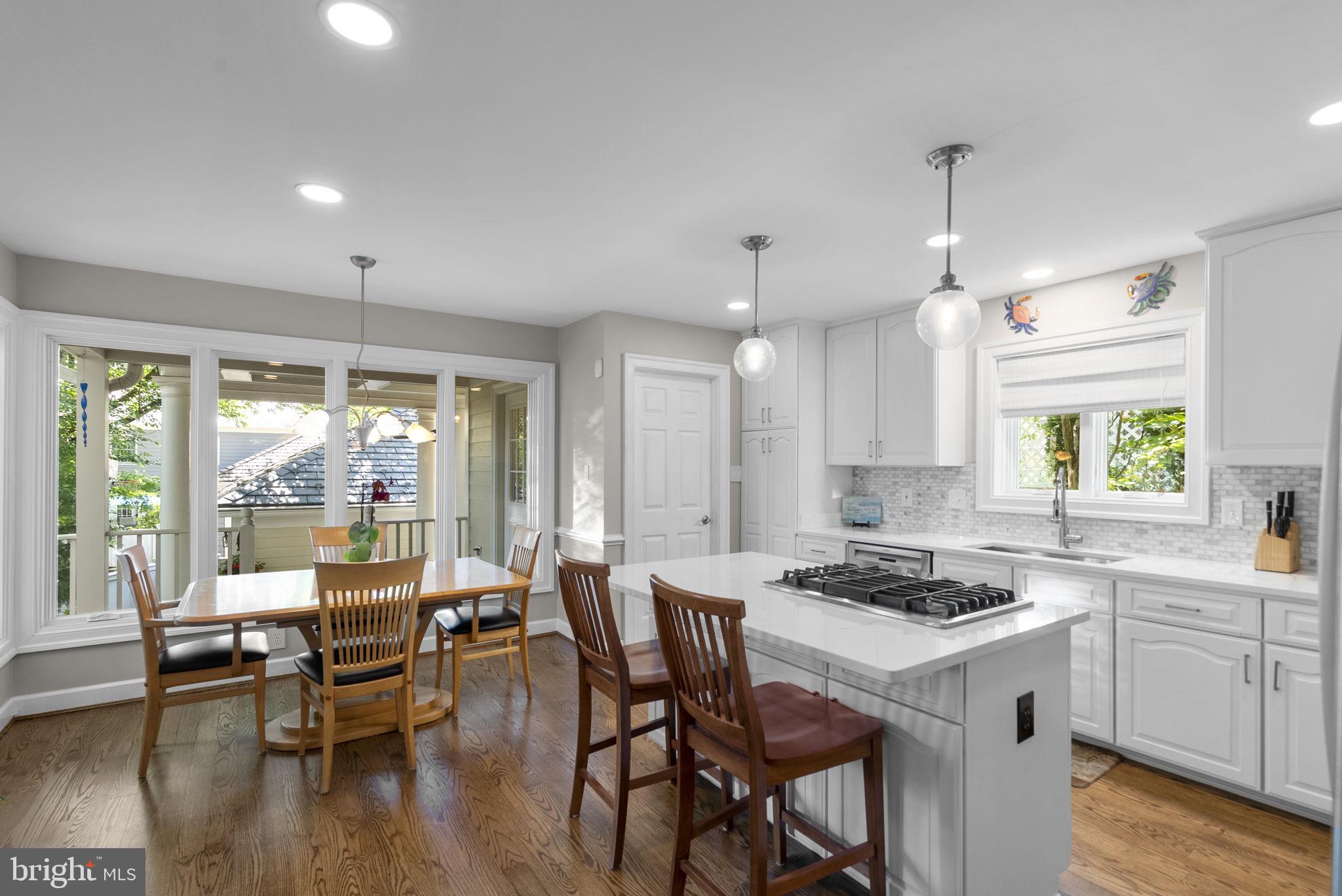KENTLANDS GATEHOUSE - Residential