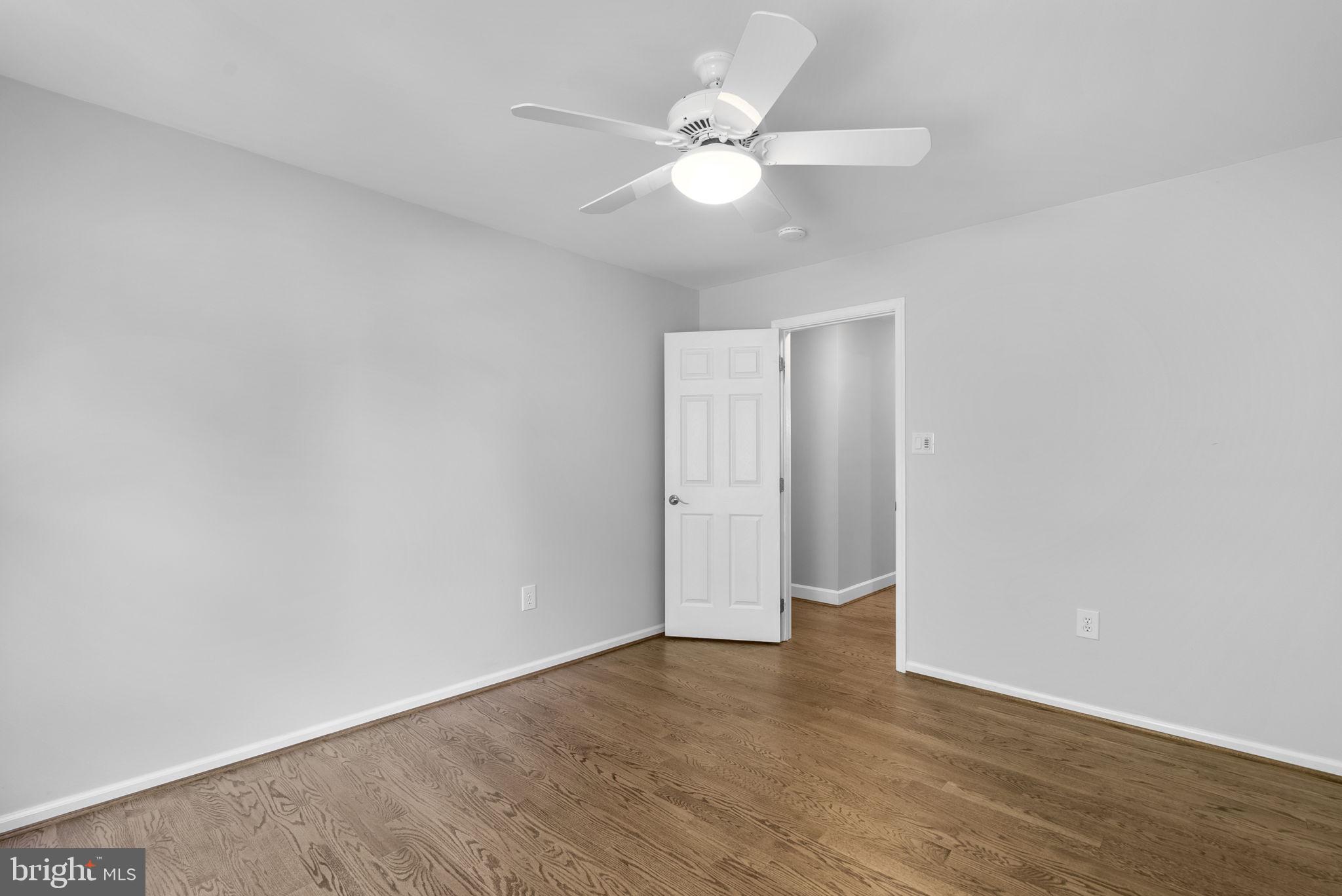 KENTLANDS GATEHOUSE - Residential