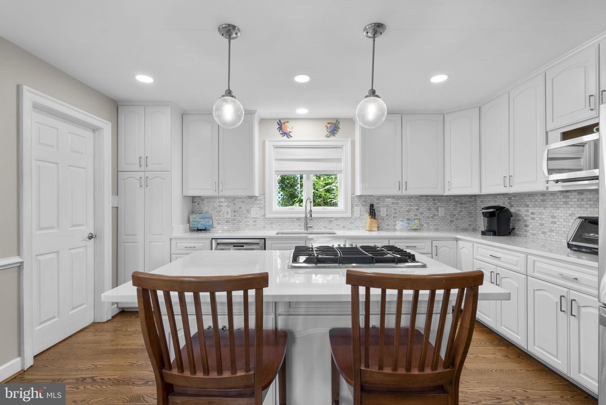 KENTLANDS GATEHOUSE - Residential