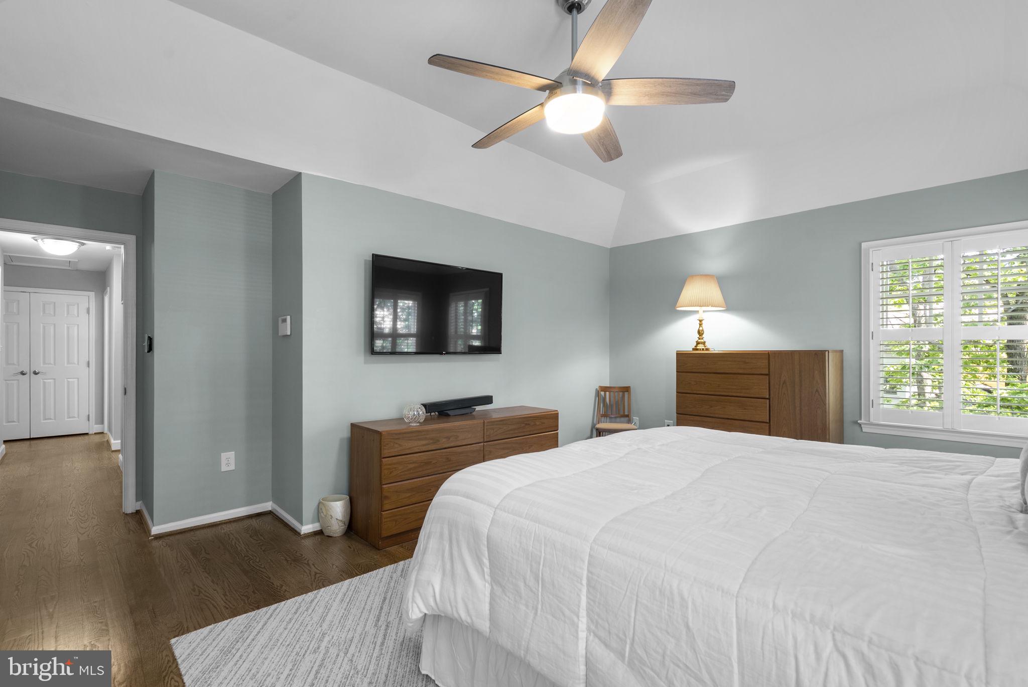 KENTLANDS GATEHOUSE - Residential